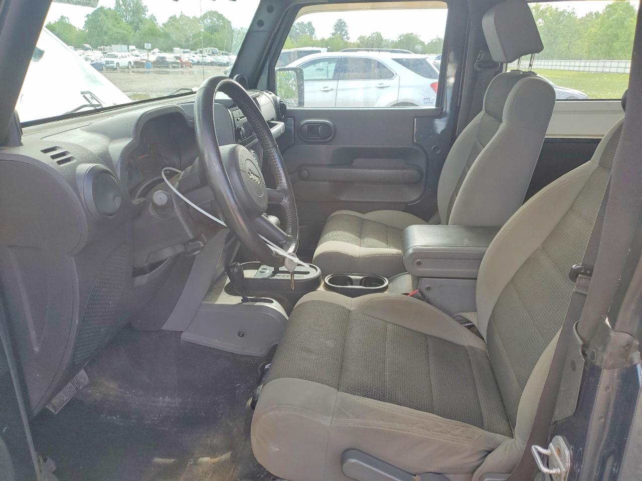 2007 Jeep Wrangler X Серый vin: 1J4FA24137L118536