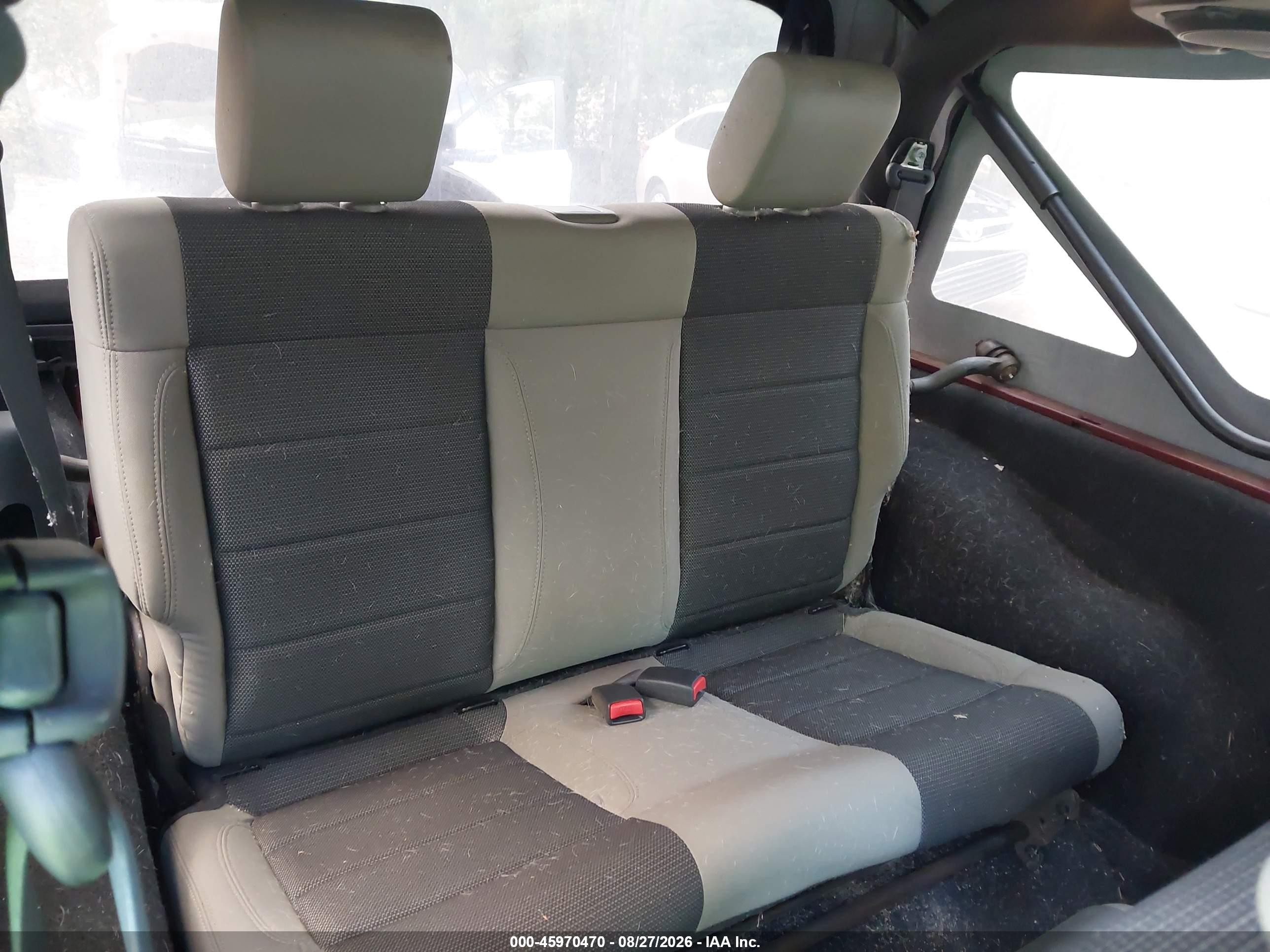 2007 Jeep Wrangler X Burgundy vin: 1J4FA24137L135286