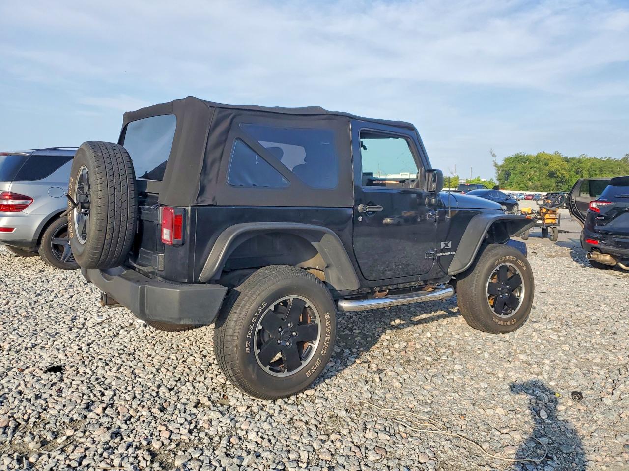 2008 Jeep Wrangler X Black vin: 1J4FA24138L599177