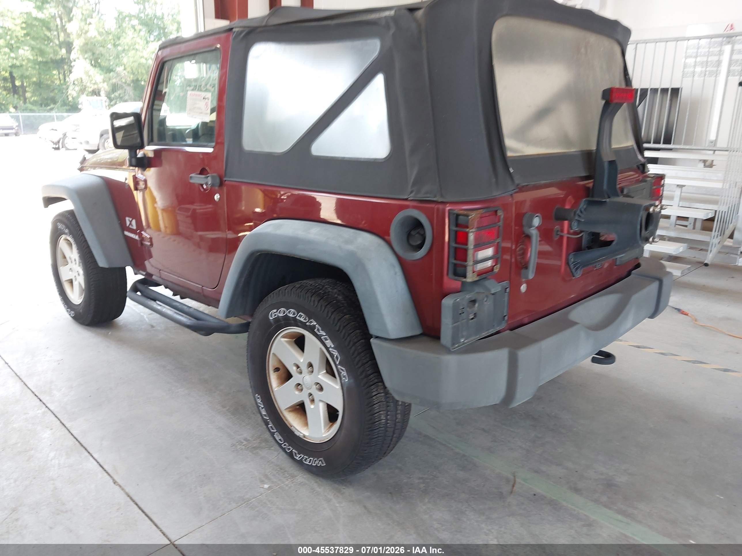 2008 Jeep Wrangler X Maroon vin: 1J4FA24138L616852