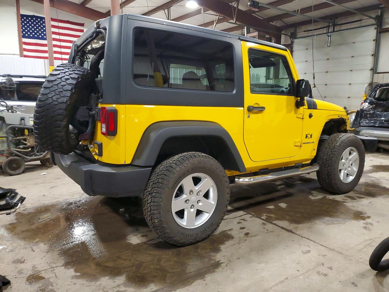 2008 Jeep Wrangler X Yellow vin: 1J4FA24158L502948
