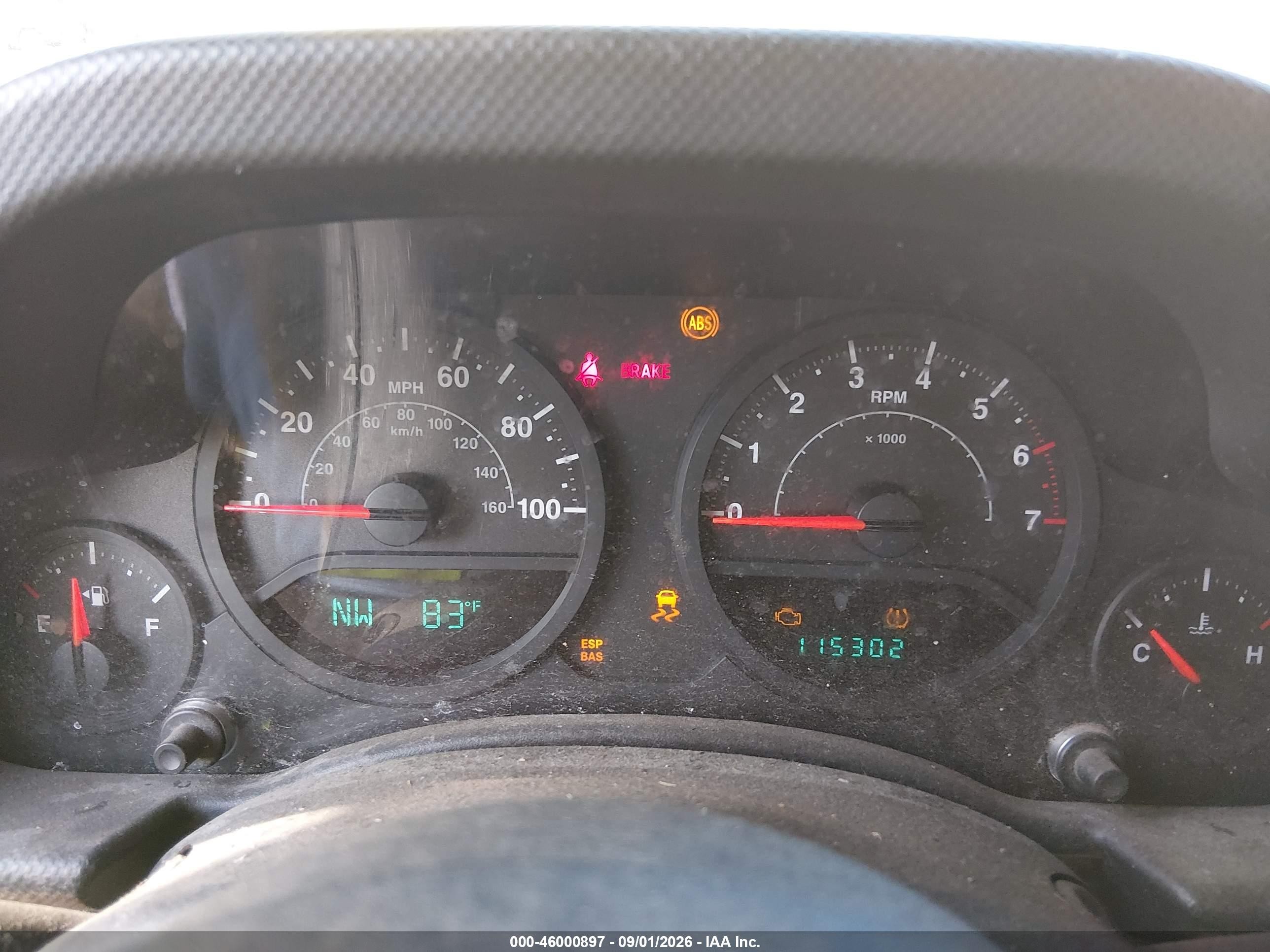 2008 Jeep Wrangler X Yellow vin: 1J4FA24158L624418