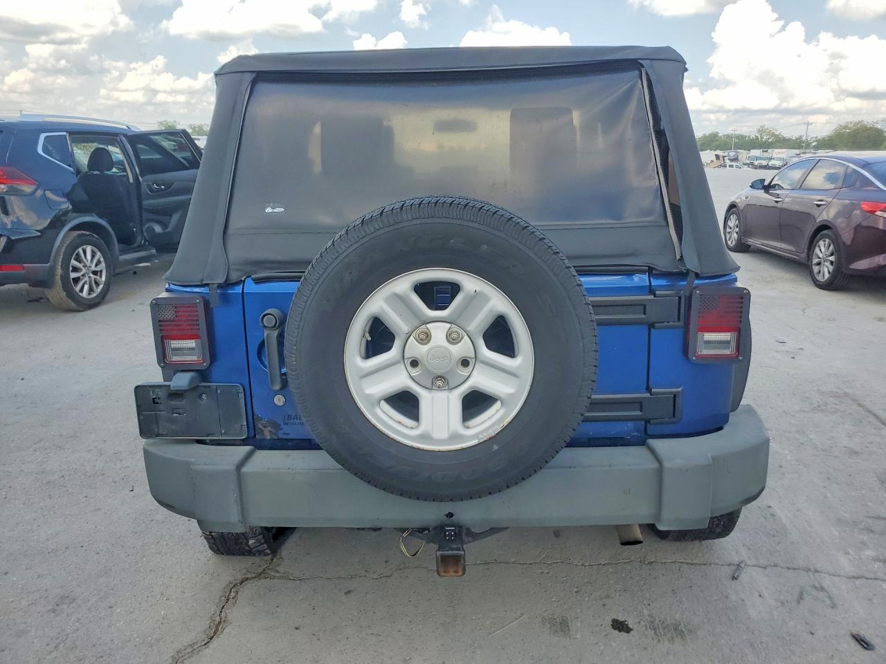 2009 Jeep Wrangler X Blue vin: 1J4FA24159L751333