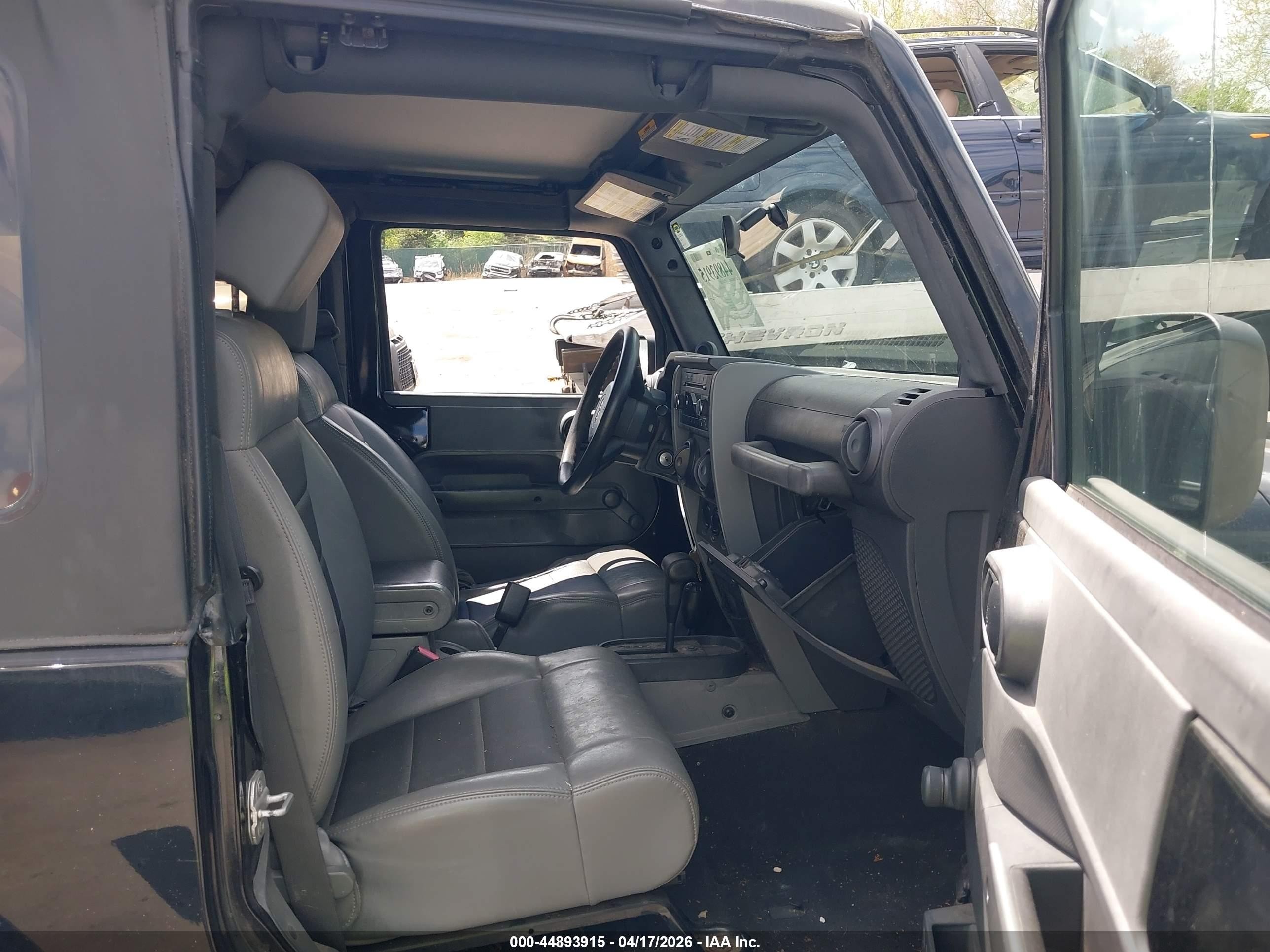 2009 Jeep Wrangler X Black vin: 1J4FA24159L759867