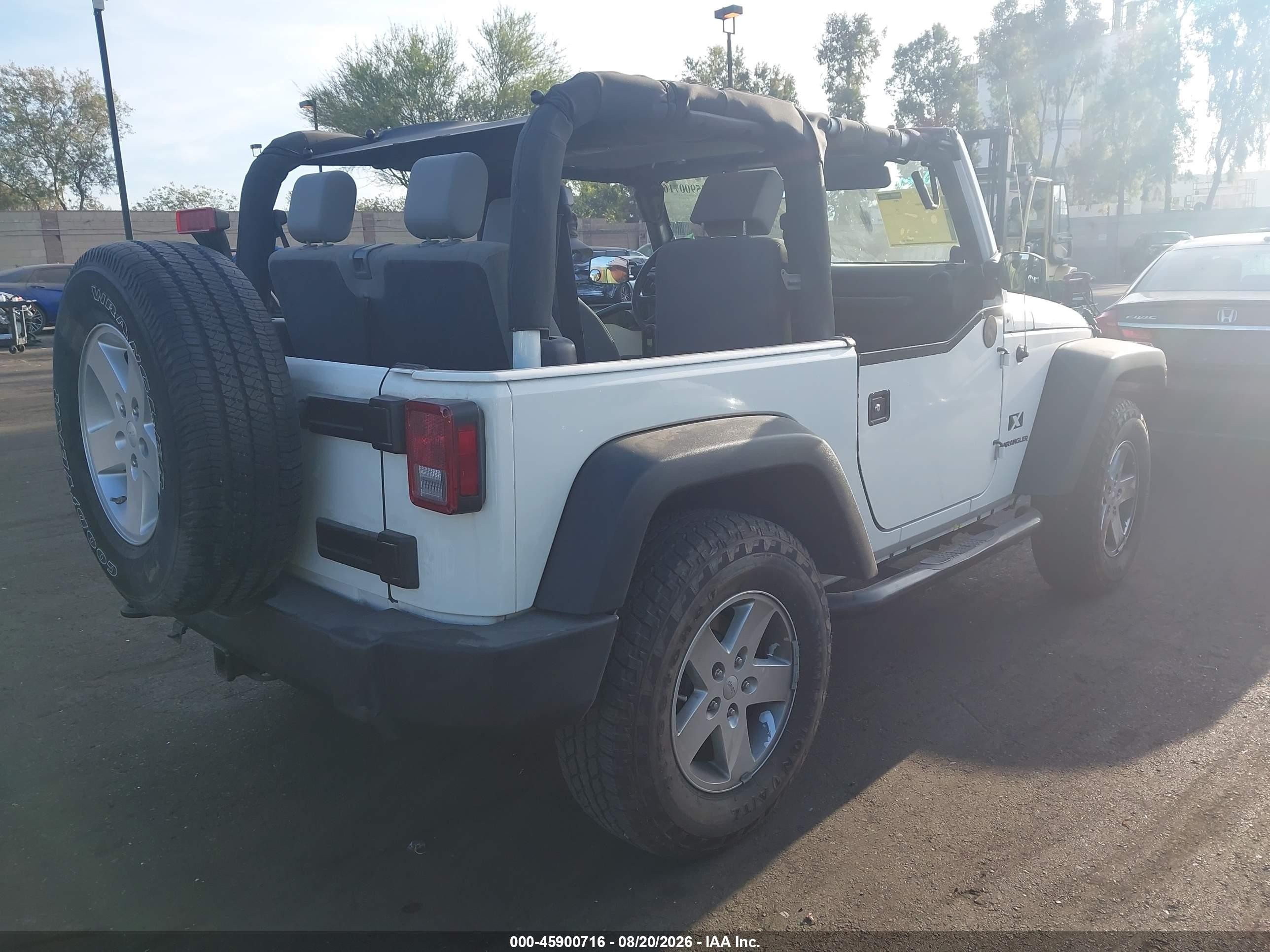 2009 Jeep Wrangler X White vin: 1J4FA24169L722763