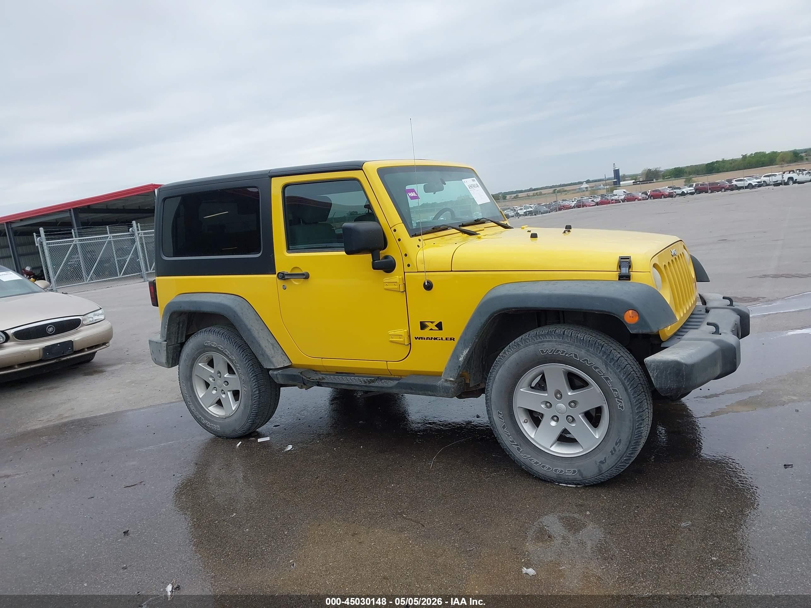2008 Jeep Wrangler X Yellow vin: 1J4FA24178L633458