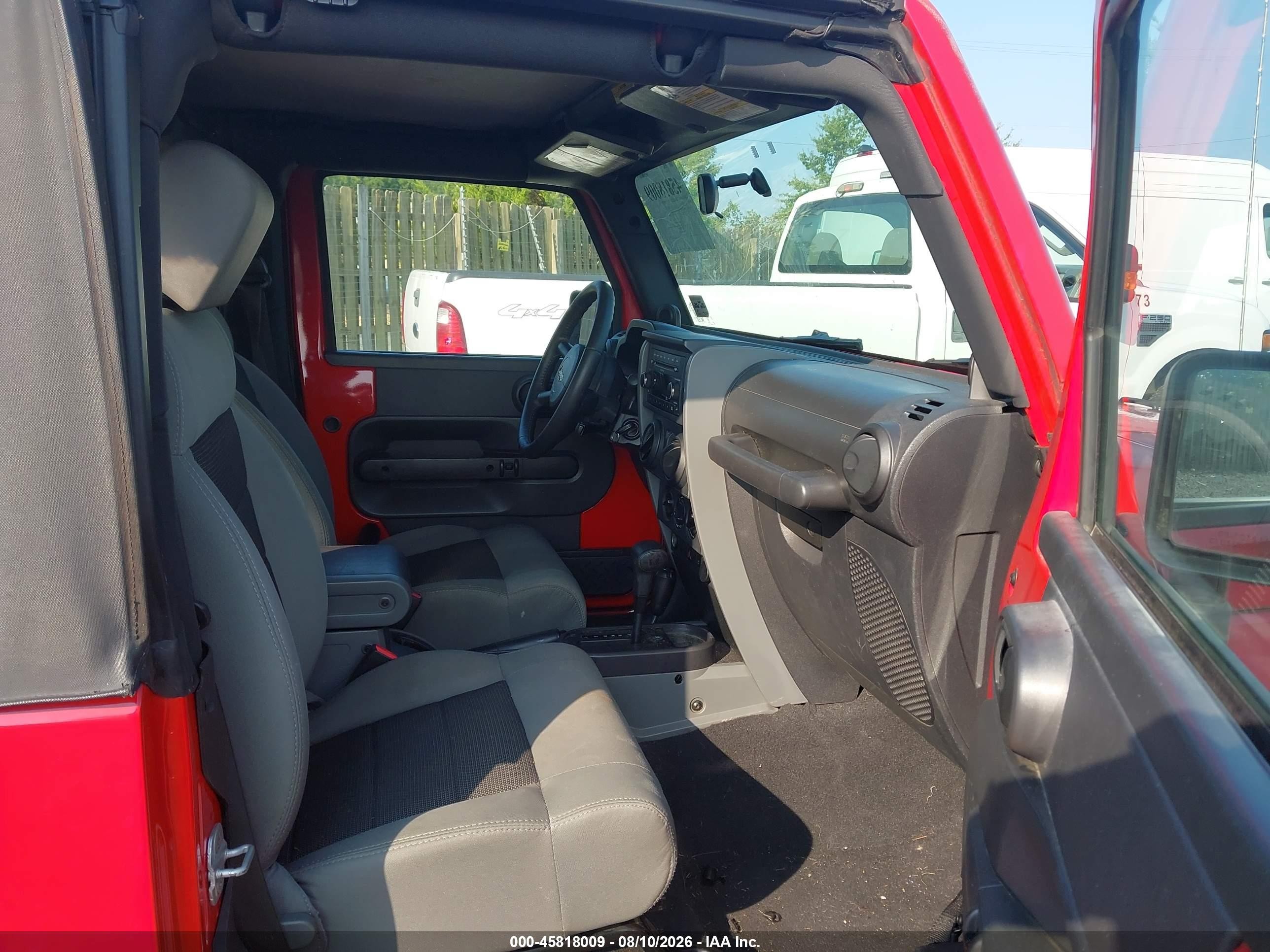 2008 Jeep Wrangler X Red vin: 1J4FA24178L649014