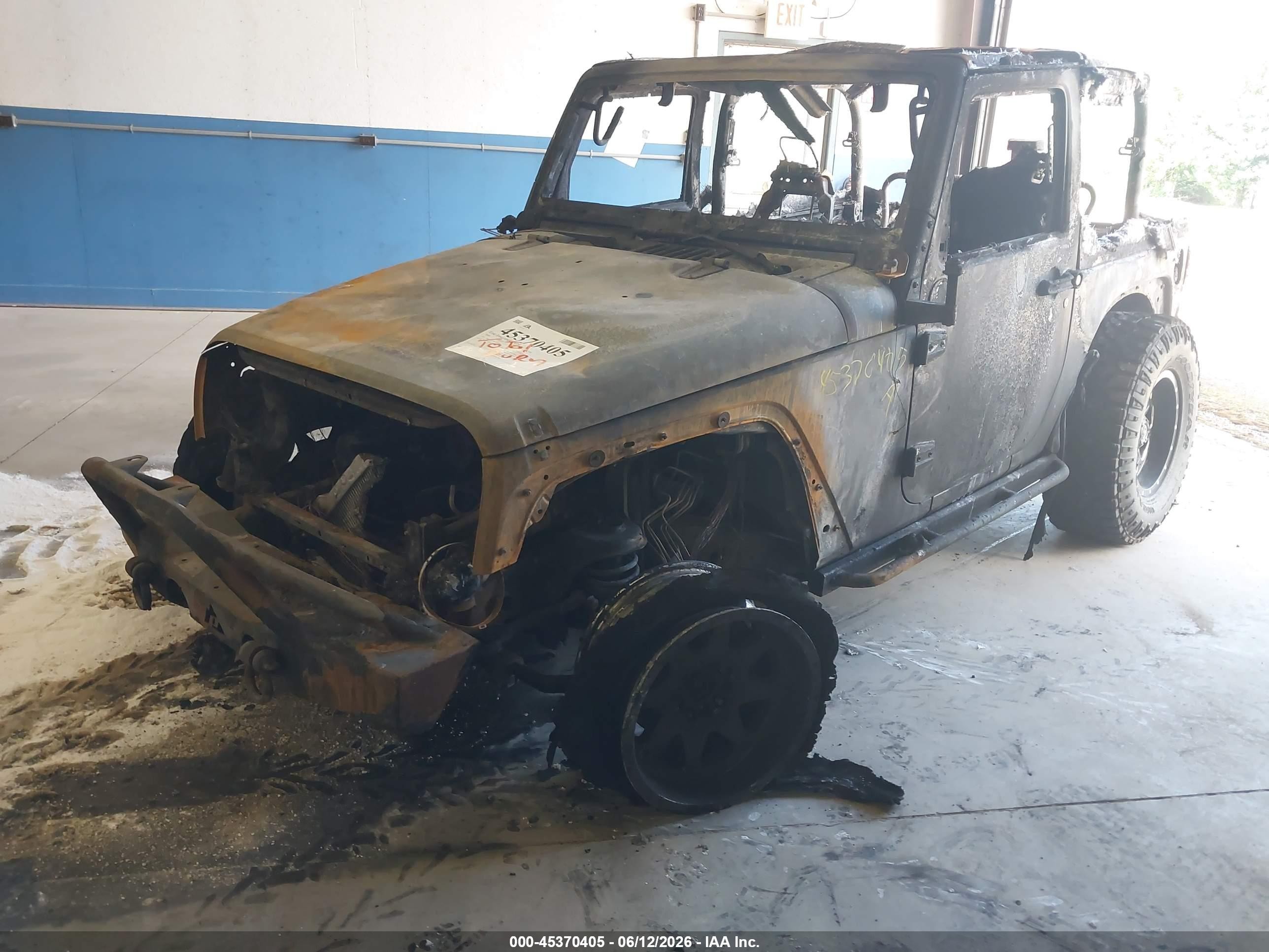 2009 Jeep Wrangler X Черный vin: 1J4FA24179L737210