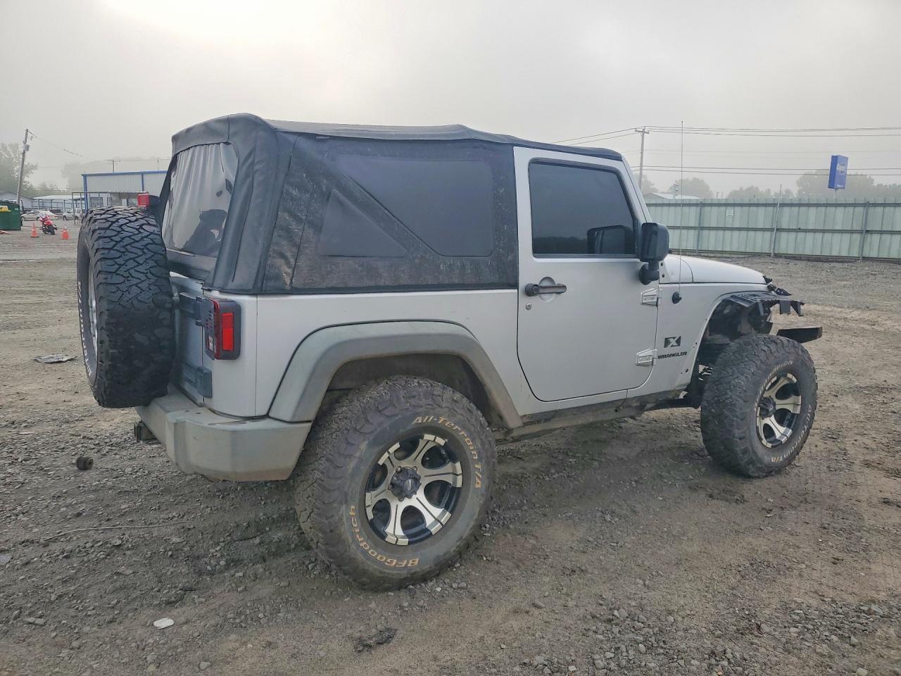 2009 Jeep Wrangler X Silver vin: 1J4FA24179L744691