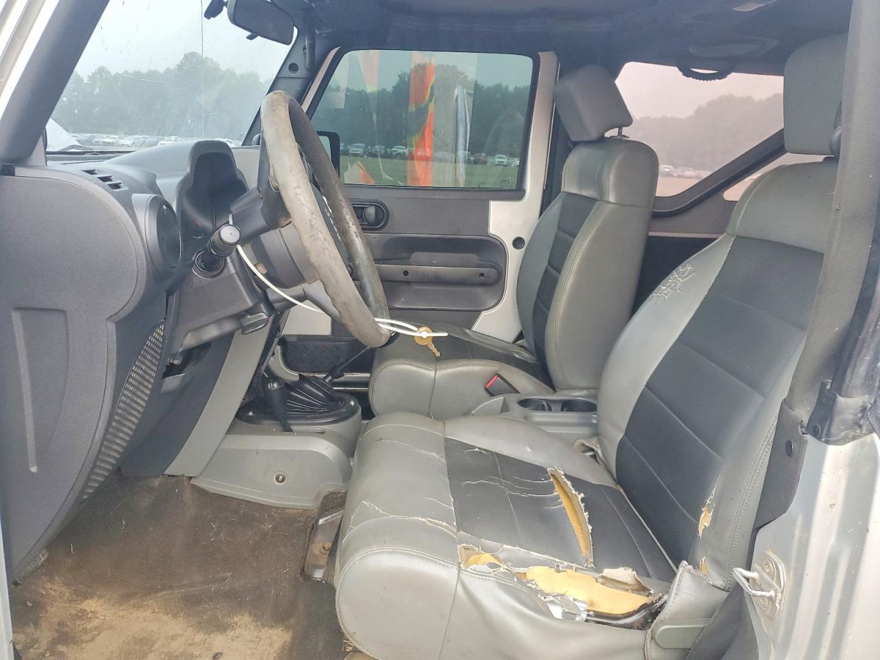 2009 Jeep Wrangler X Silver vin: 1J4FA24179L744691