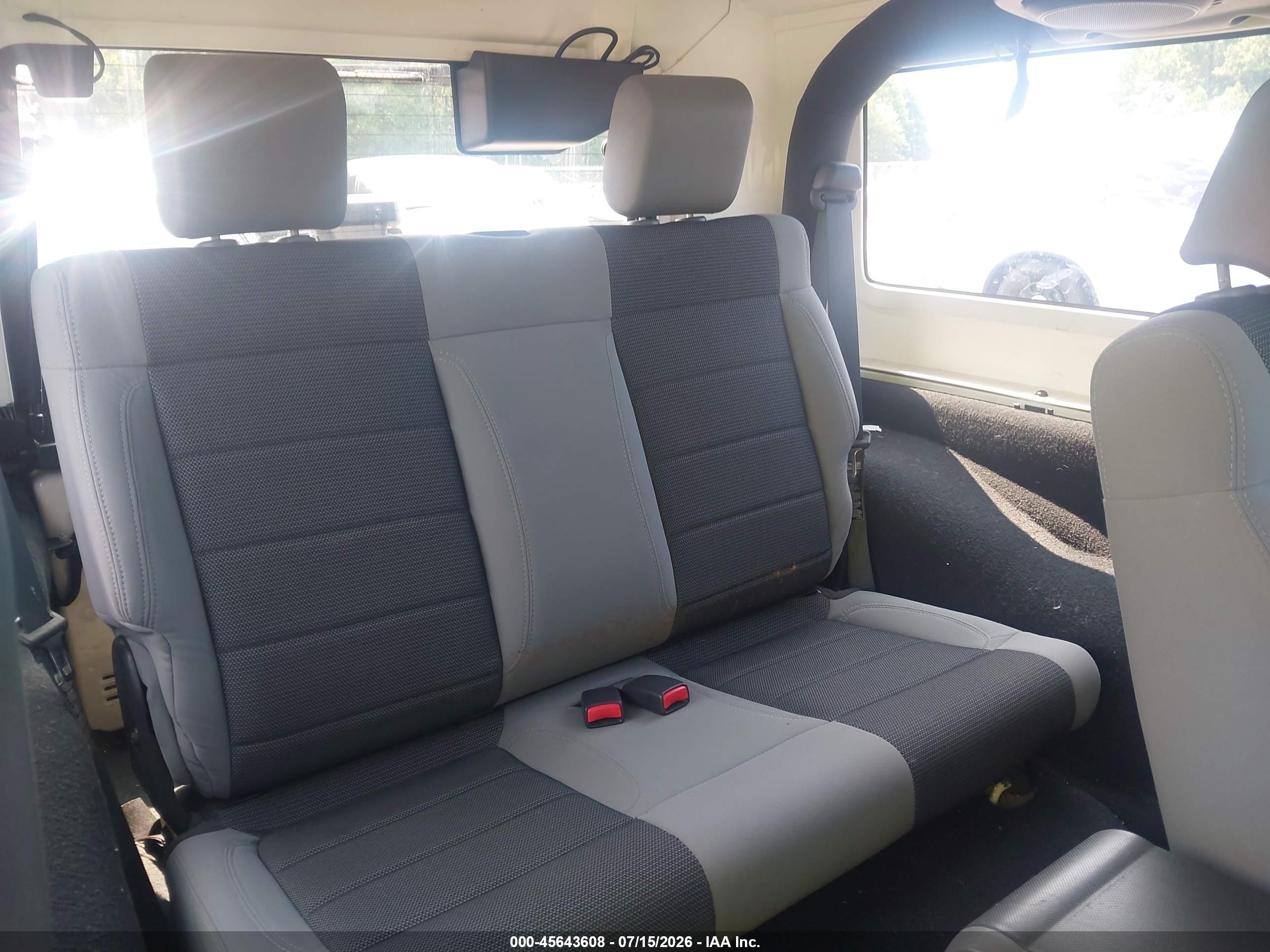 2007 Jeep Wrangler X White vin: 1J4FA24187L160202