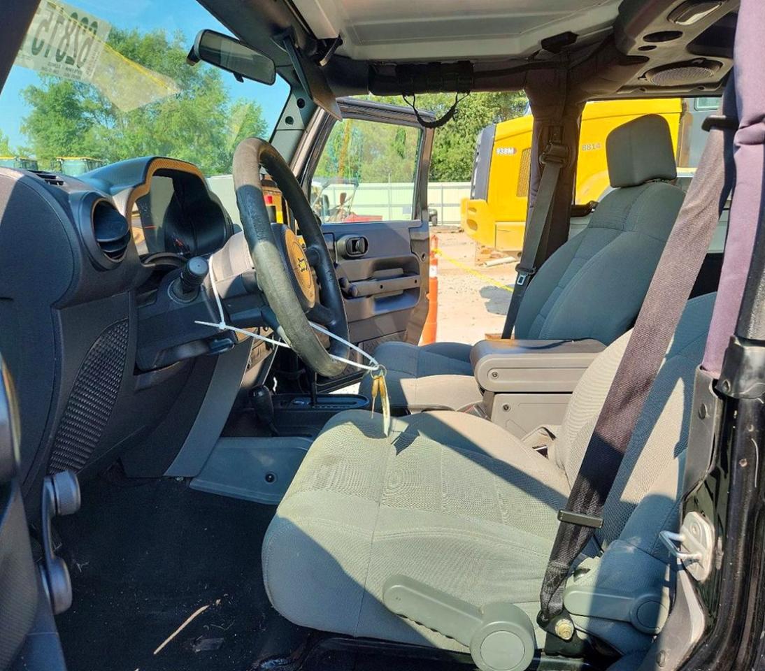 2008 Jeep Wrangler X Black vin: 1J4FA24188L546510