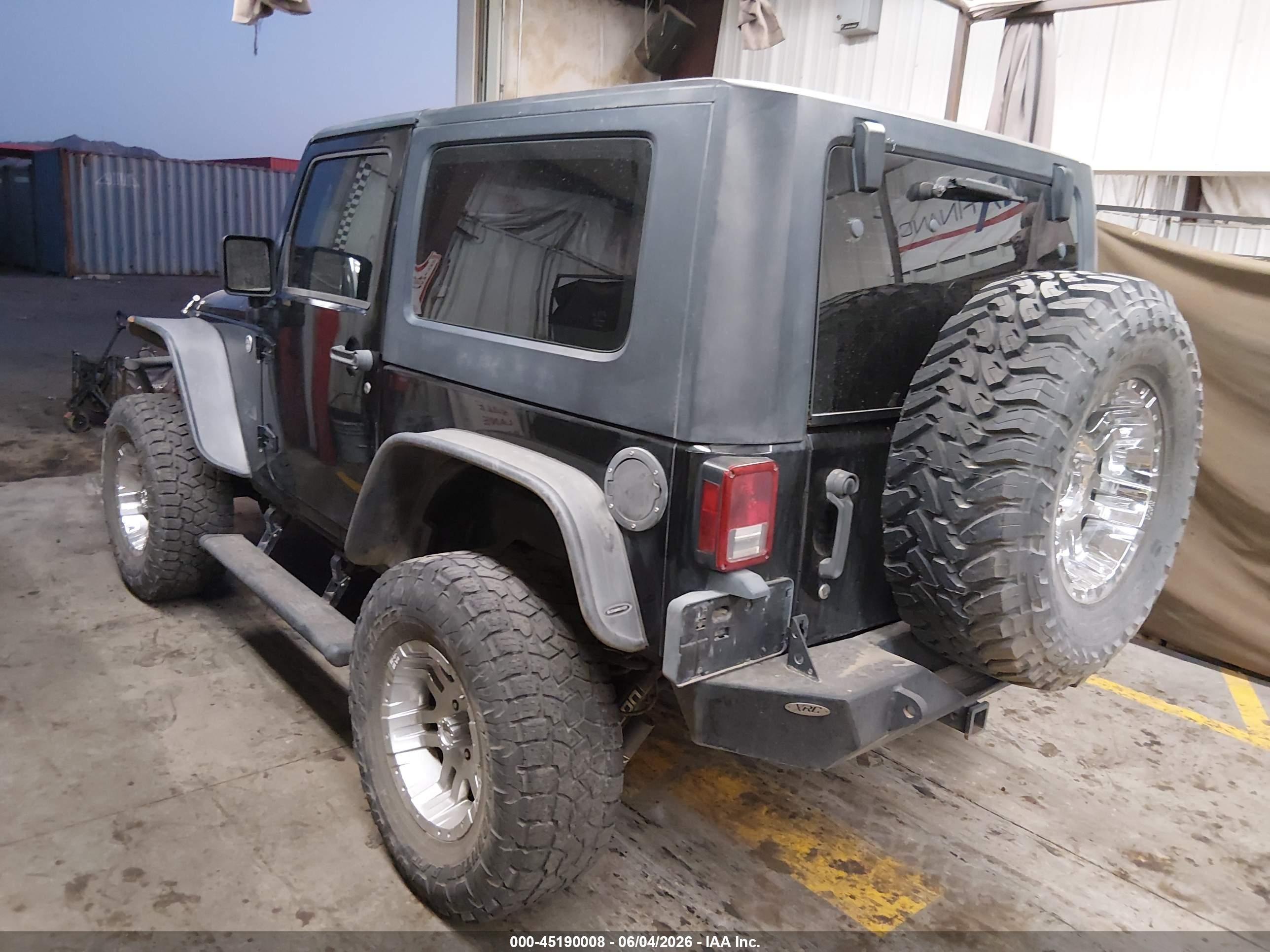 2009 Jeep Wrangler X Черный vin: 1J4FA24189L758633