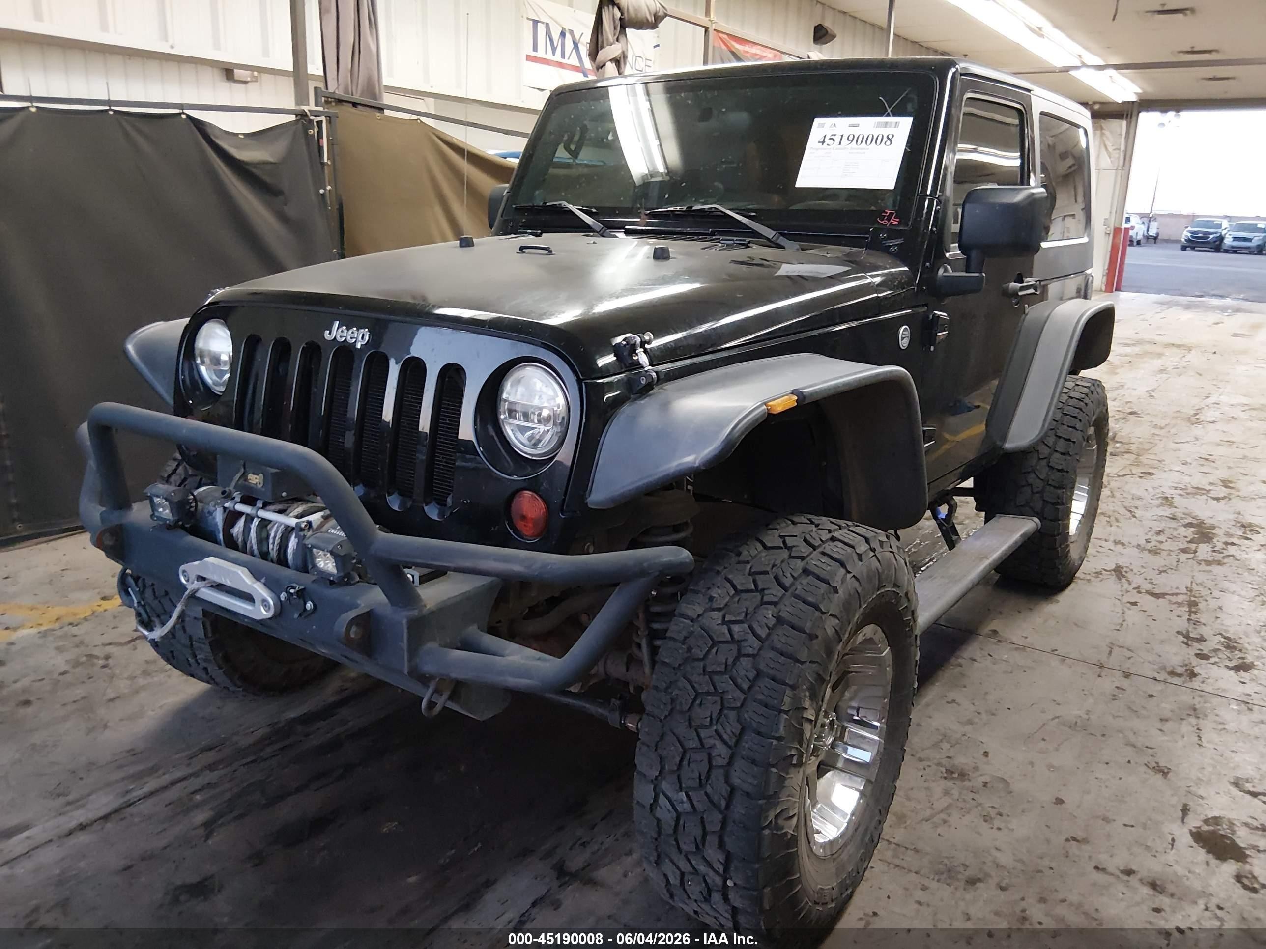 2009 Jeep Wrangler X Черный vin: 1J4FA24189L758633