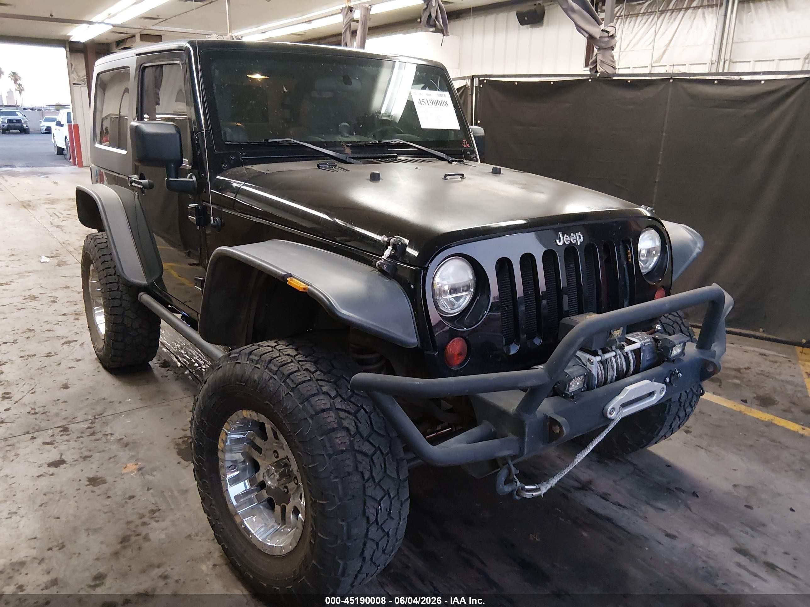 2009 Jeep Wrangler X Черный vin: 1J4FA24189L758633