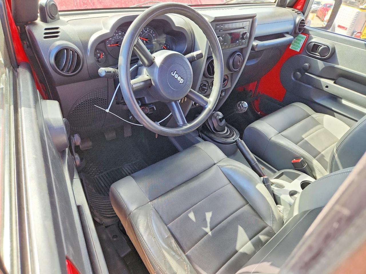 2007 Jeep Wrangler X Красный vin: 1J4FA24197L148916