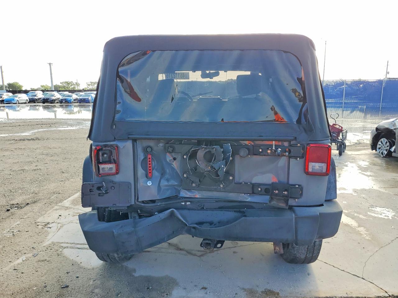 2007 Jeep Wrangler X Silver vin: 1J4FA24197L153582