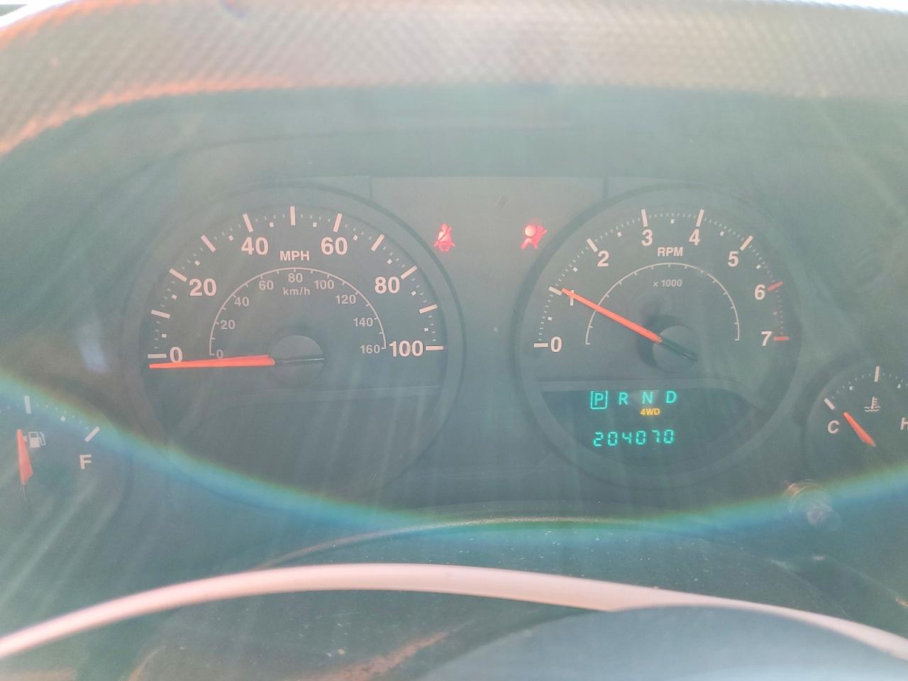 2007 Jeep Wrangler X Silver vin: 1J4FA24197L153582