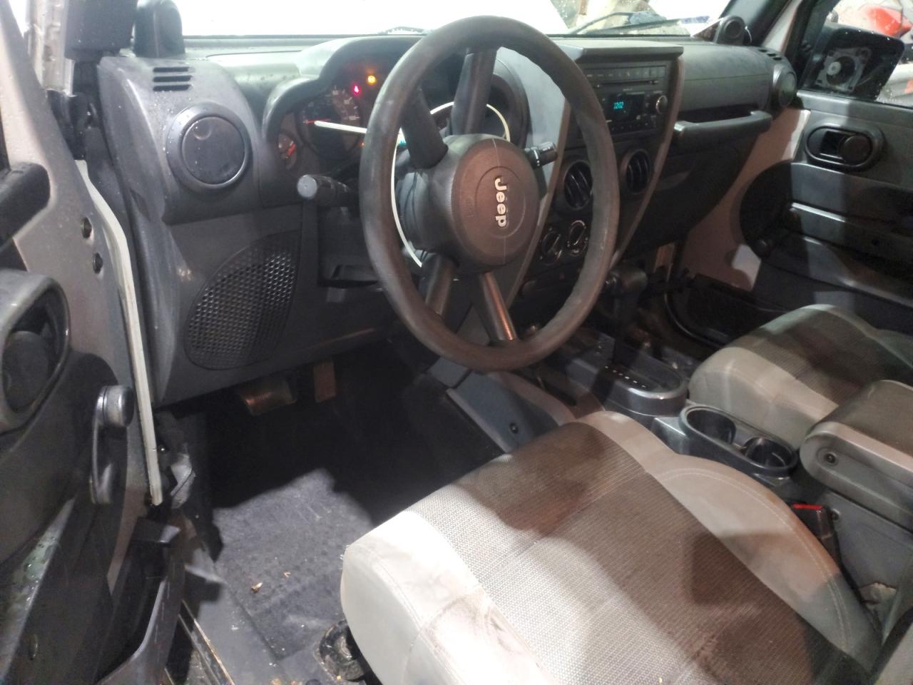 2007 Jeep Wrangler X Silver vin: 1J4FA24197L167837