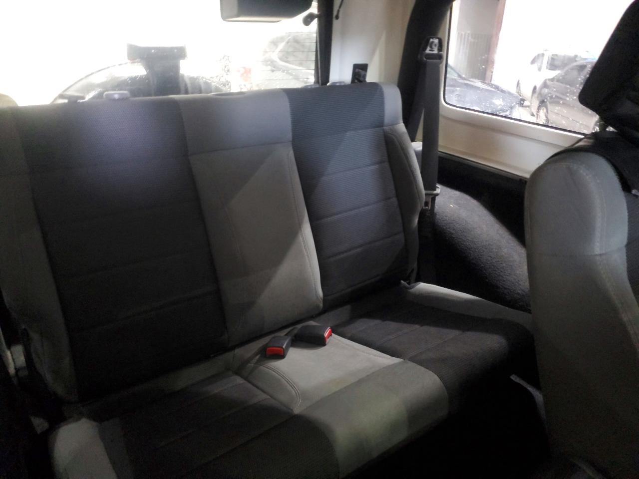 2007 Jeep Wrangler X Silver vin: 1J4FA24197L167837