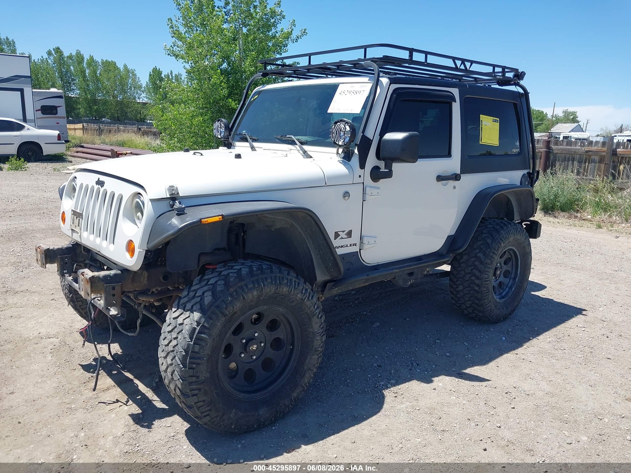 2007 Jeep Wrangler X Белый vin: 1J4FA24197L217460