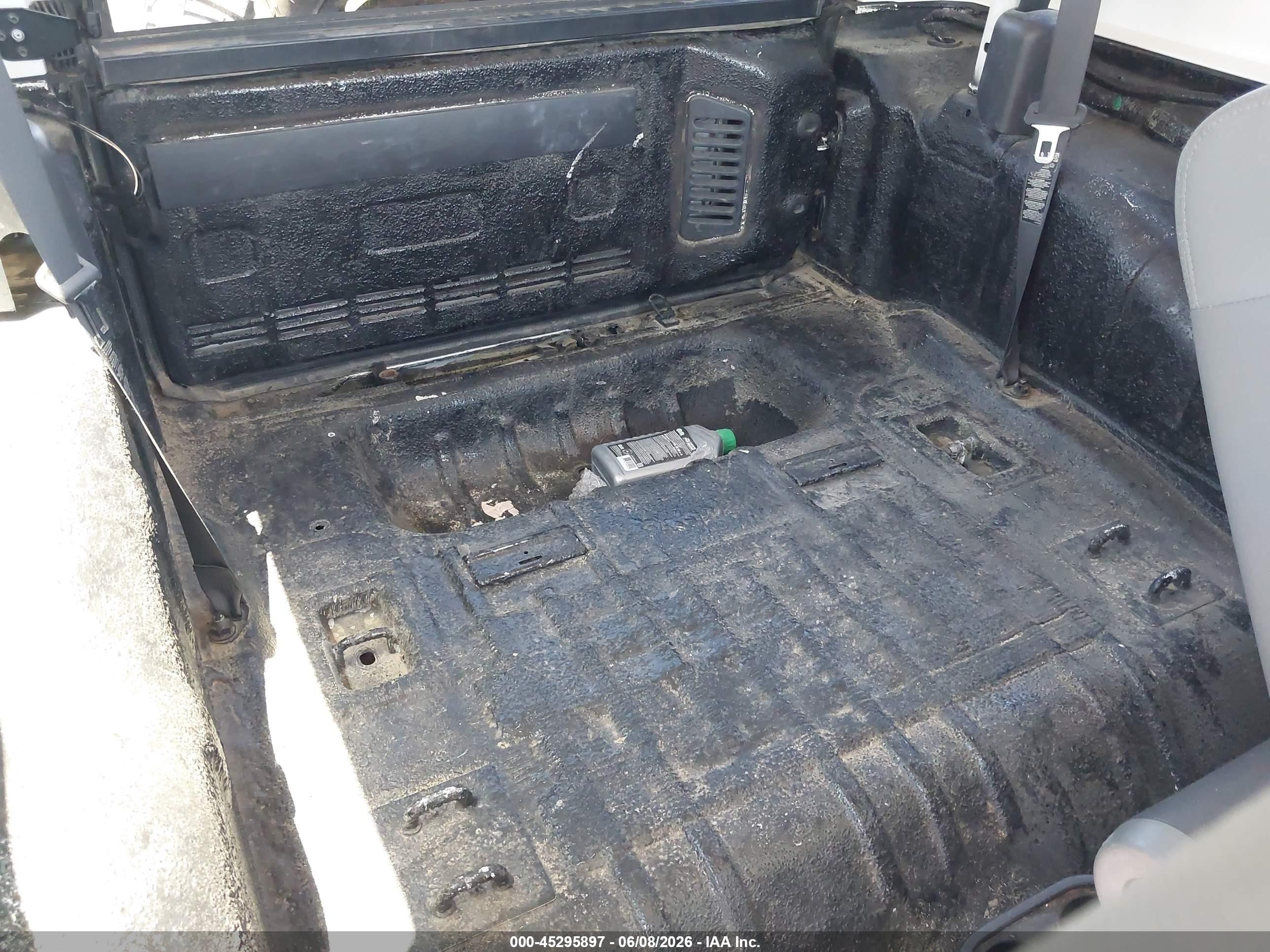 2007 Jeep Wrangler X Белый vin: 1J4FA24197L217460