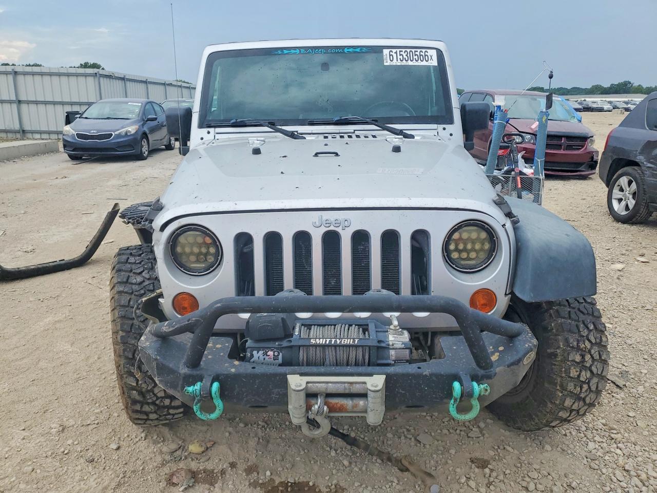 2008 Jeep Wrangler X Silver vin: 1J4FA24198L510728