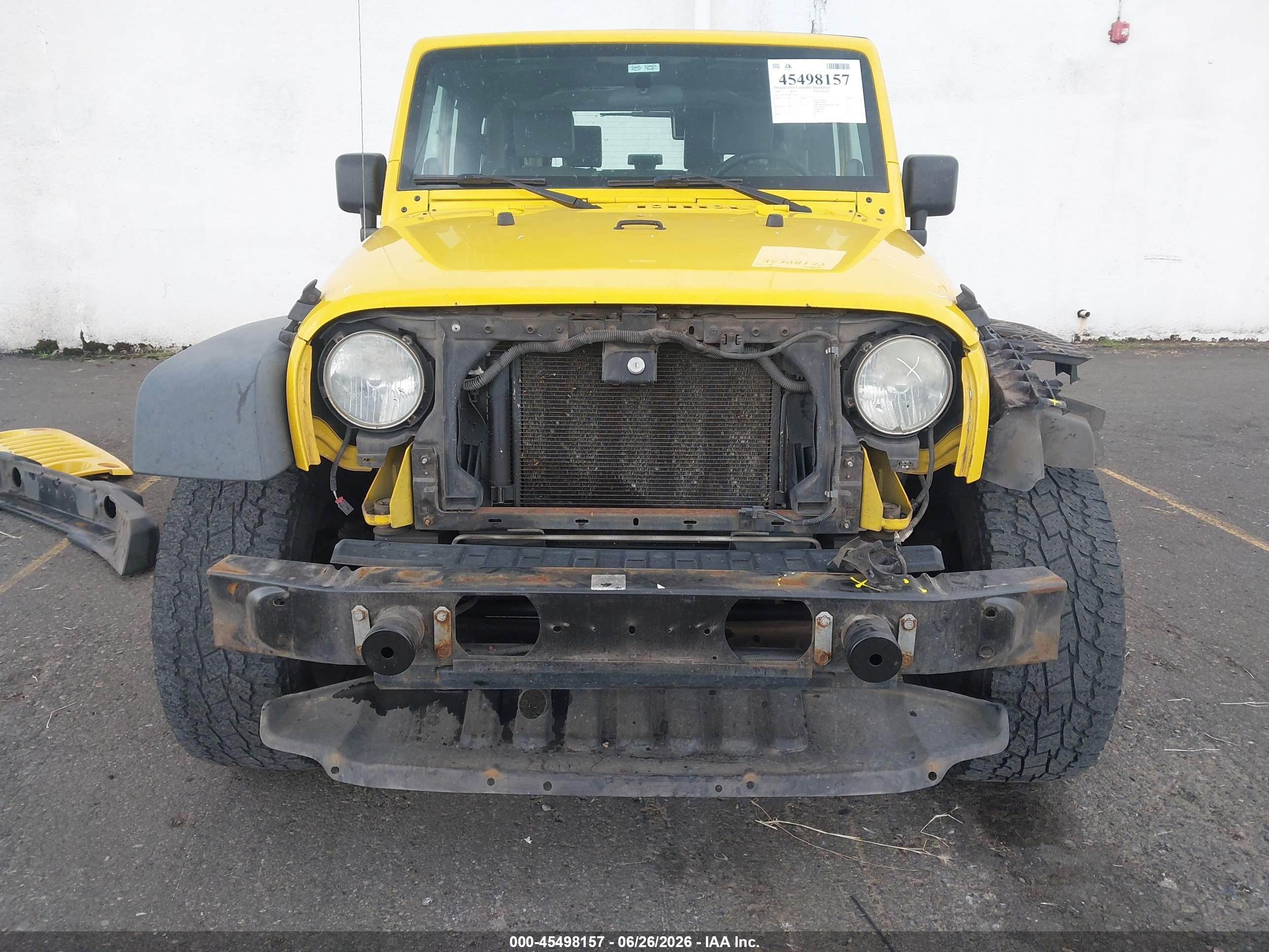 2008 Jeep Wrangler X Yellow vin: 1J4FA24198L525942