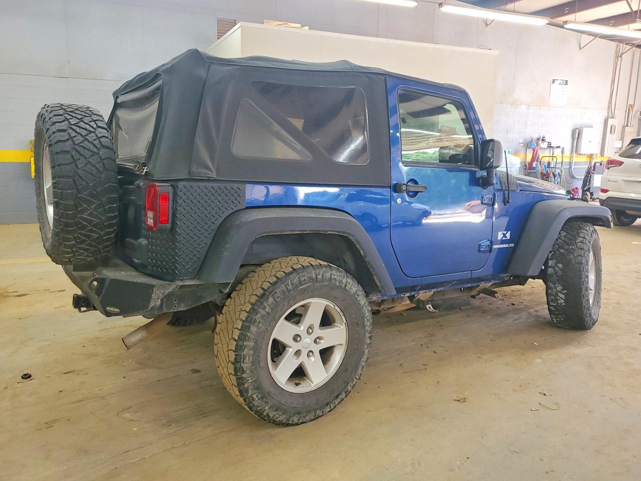 2009 Jeep Wrangler X Blue vin: 1J4FA24199L745521