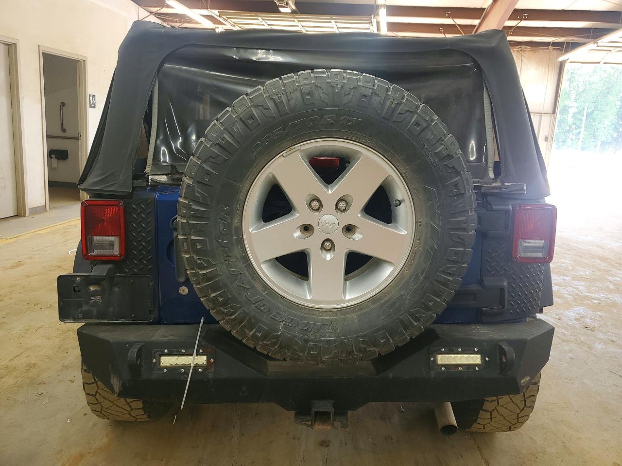 2009 Jeep Wrangler X Blue vin: 1J4FA24199L745521