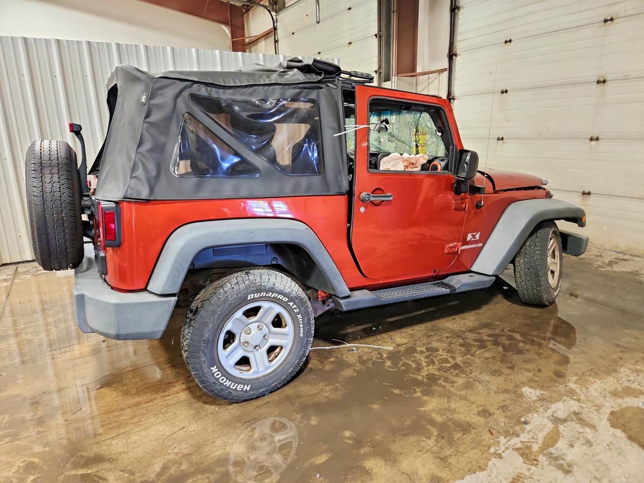 2009 Jeep Wrangler X Orange vin: 1J4FA24199L779992