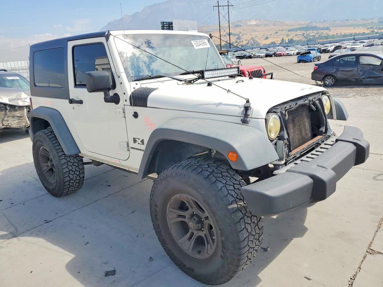 2009 Jeep Wrangler X Белый vin: 1J4FA24199L784545