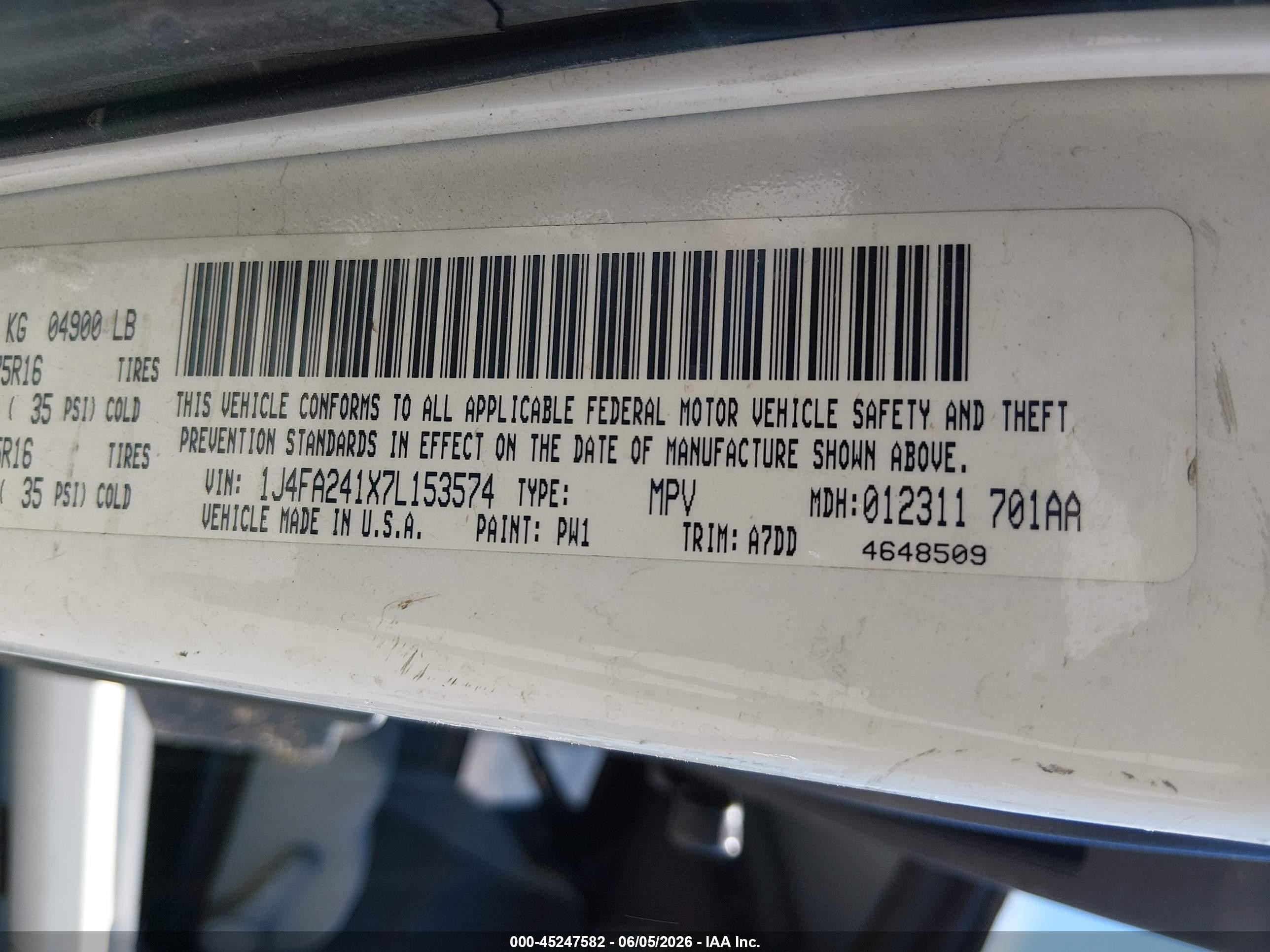 2007 Jeep Wrangler X White vin: 1J4FA241X7L153574