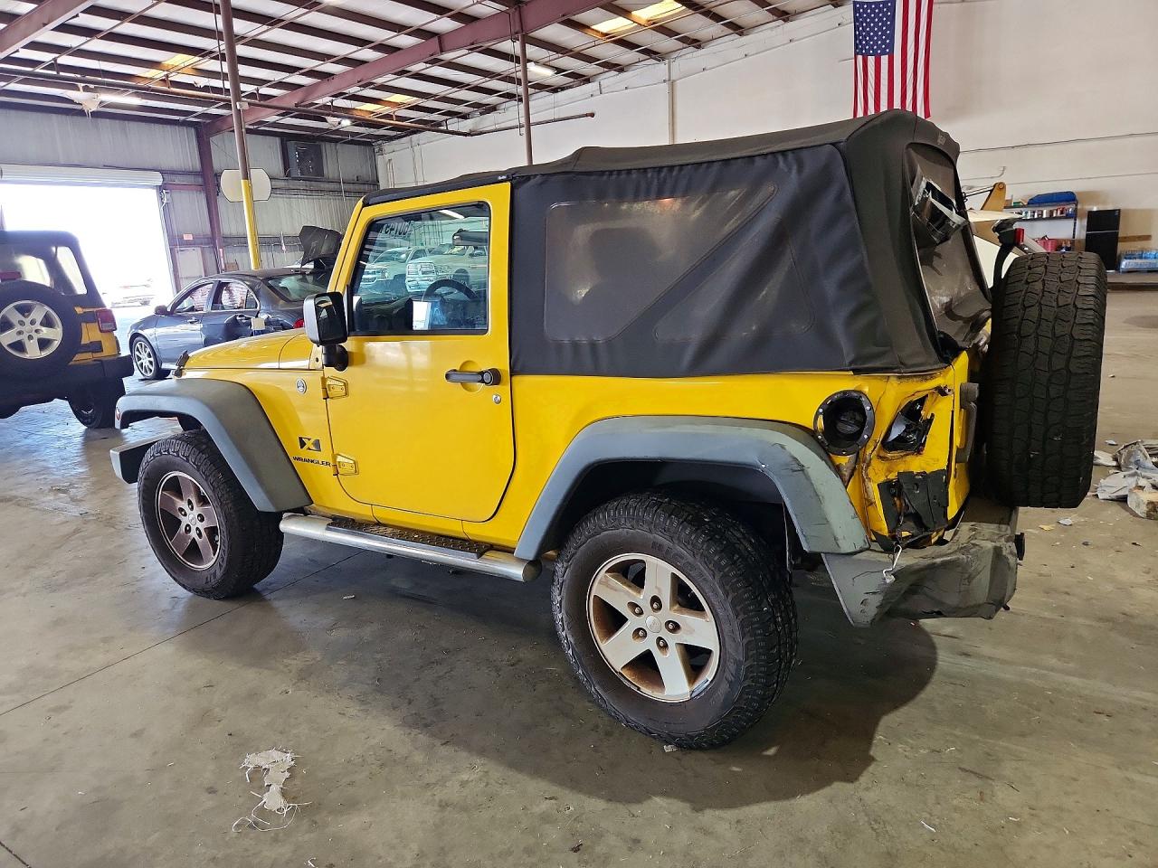 2008 Jeep Wrangler X Желтый vin: 1J4FA241X8L517106