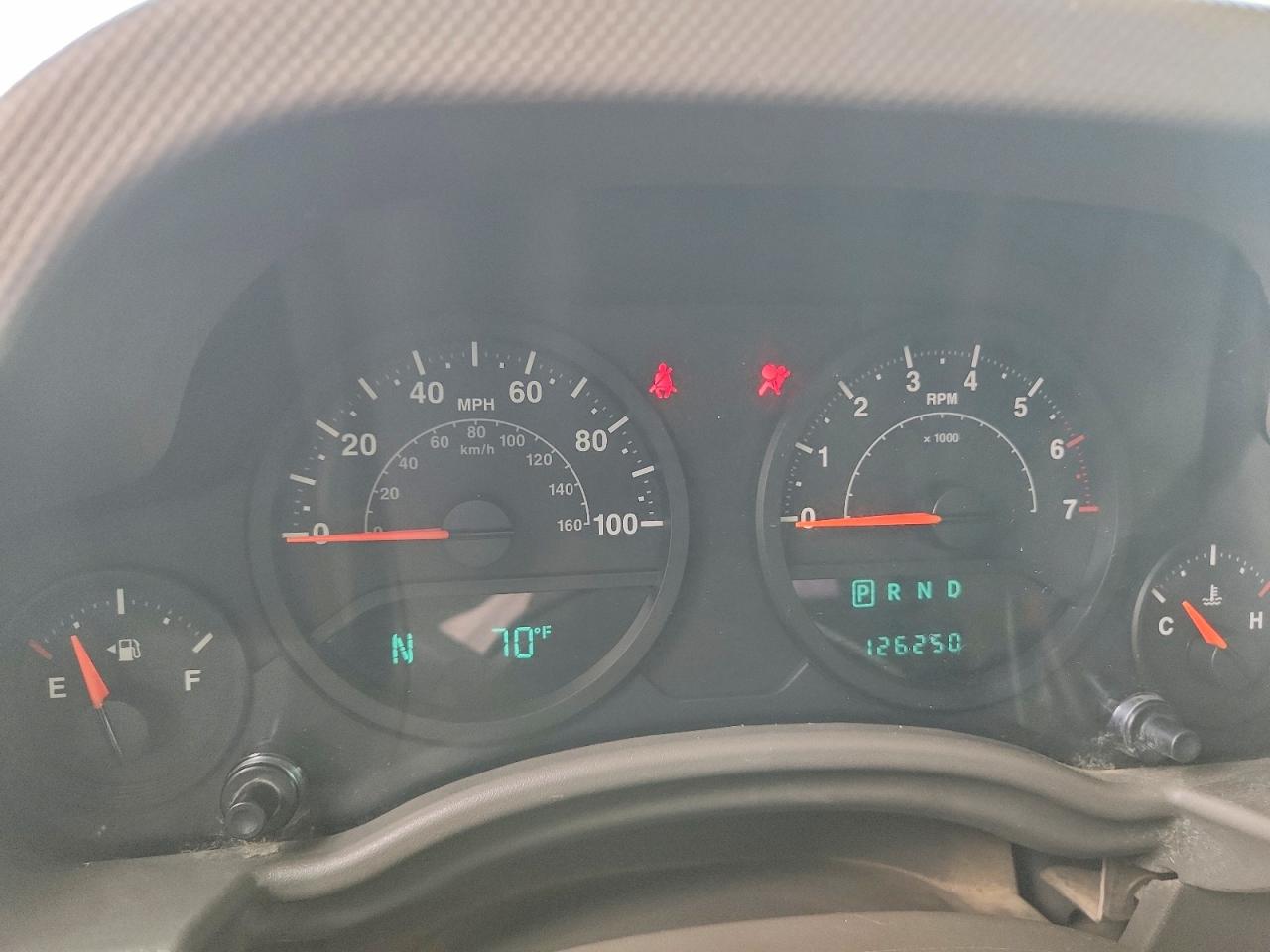 2008 Jeep Wrangler X Green vin: 1J4FA241X8L543219