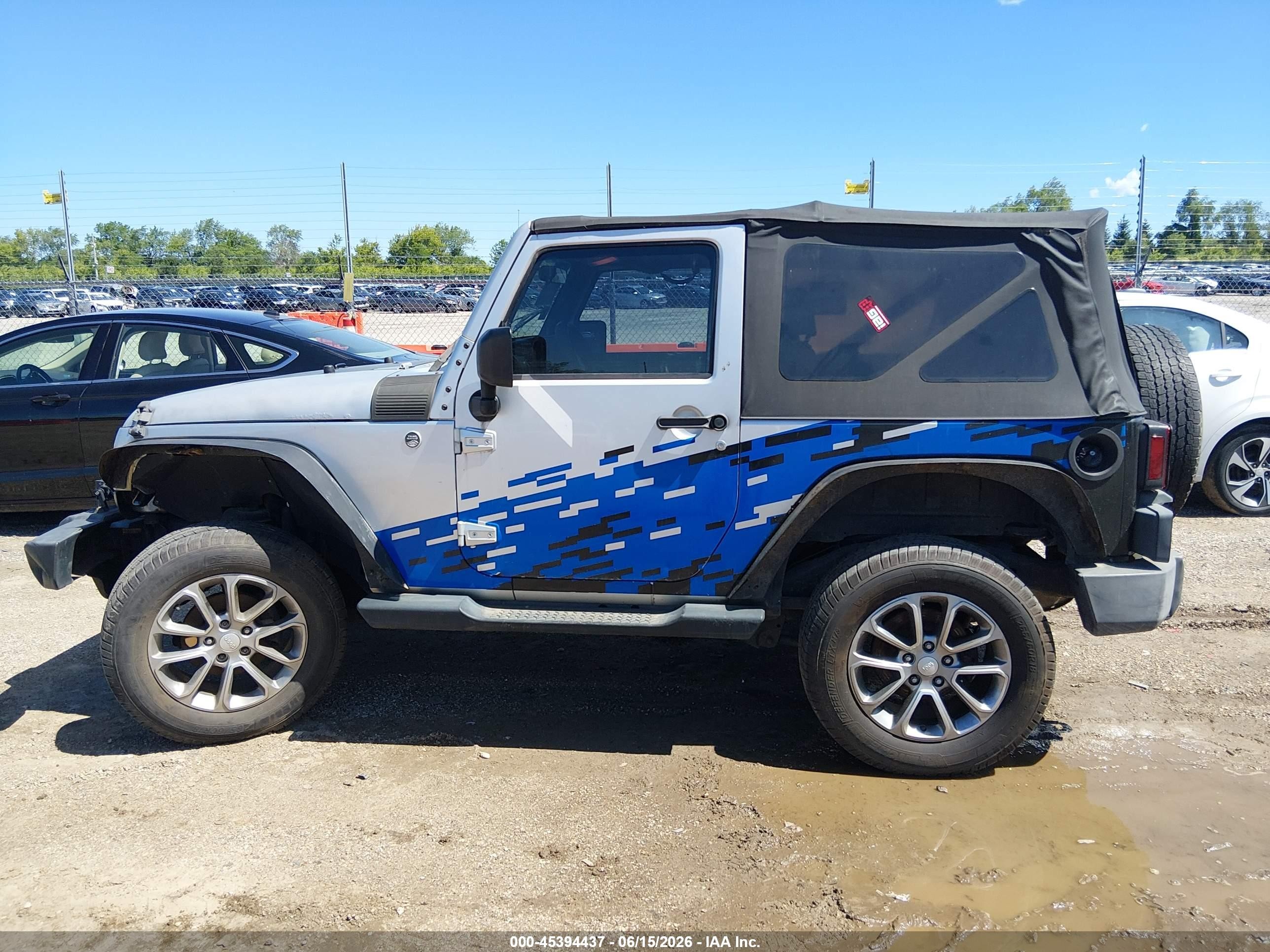 2009 Jeep Wrangler X Silver vin: 1J4FA241X9L747830