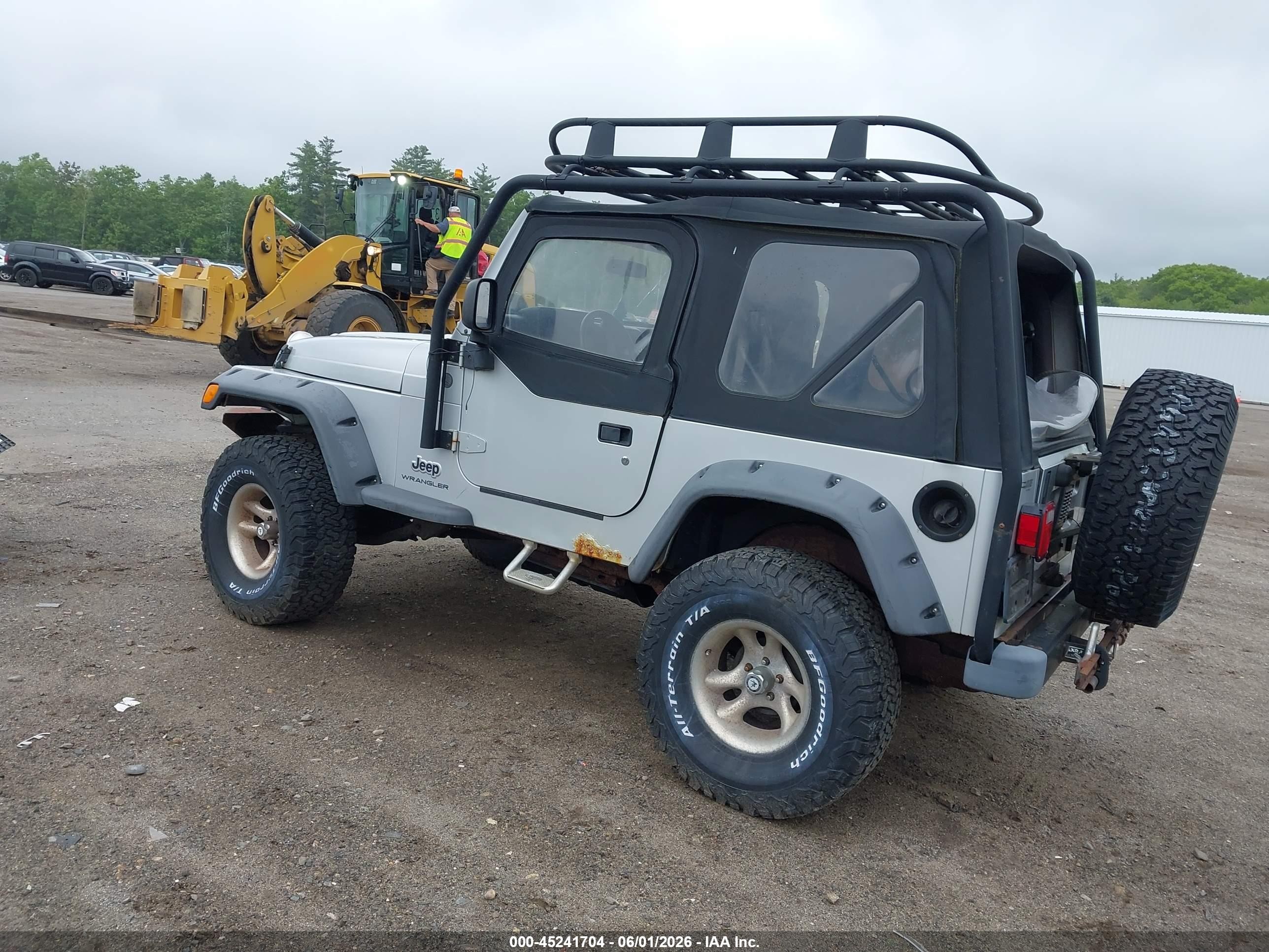 2004 Jeep Wrangler Se Silver vin: 1J4FA29104P753582