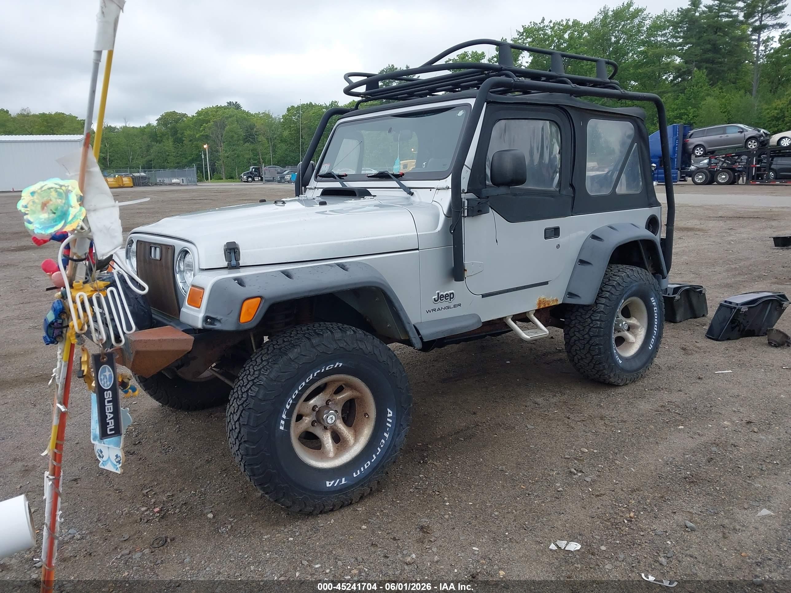 2004 Jeep Wrangler Se Silver vin: 1J4FA29104P753582