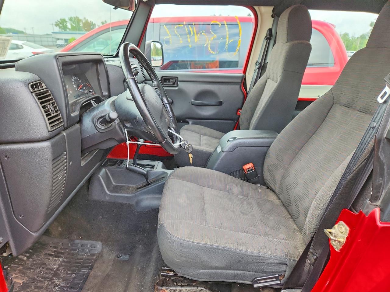2003 Jeep Wrangler / Tj Se Красный vin: 1J4FA29113P369177
