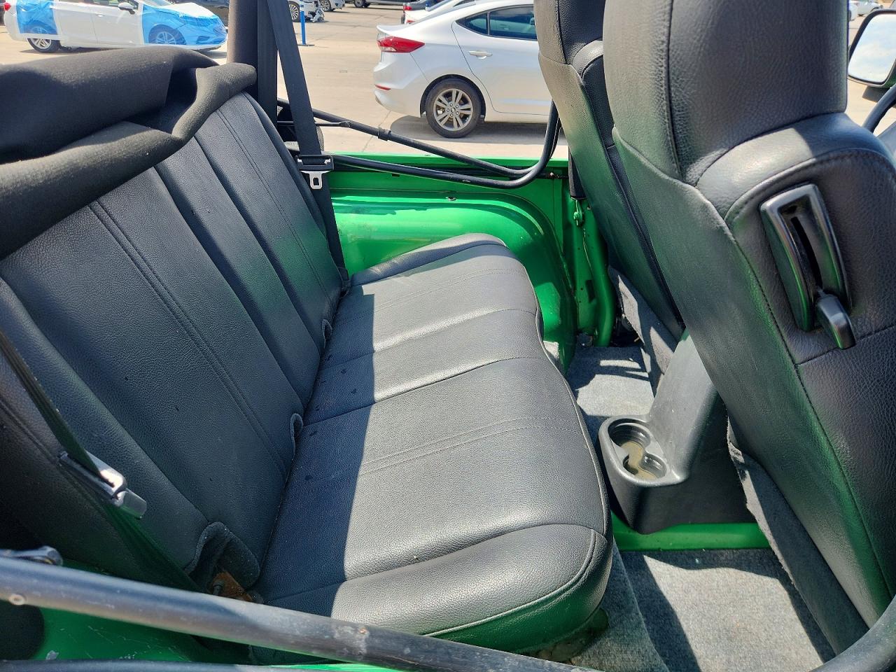 2004 Jeep Wrangler / Tj Se Green vin: 1J4FA29124P731826
