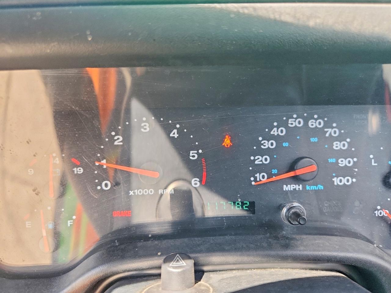 2004 Jeep Wrangler / Tj Se Green vin: 1J4FA29124P731826