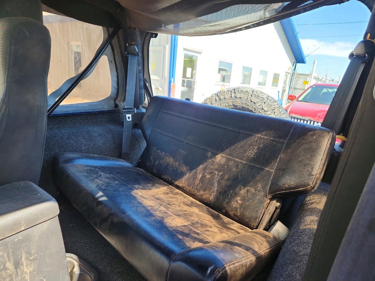 2003 Jeep Wrangler / Tj Se Синий vin: 1J4FA29143P343902