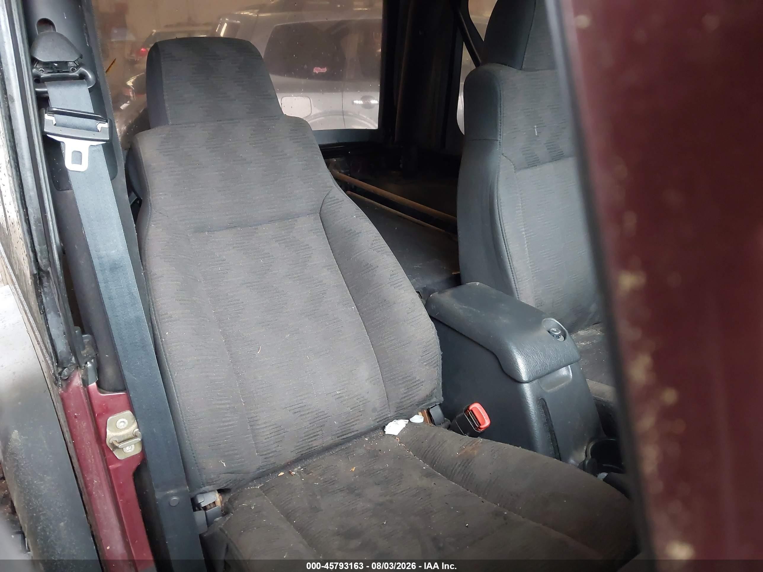 2003 Jeep Wrangler Se Бордовый vin: 1J4FA29193P361957