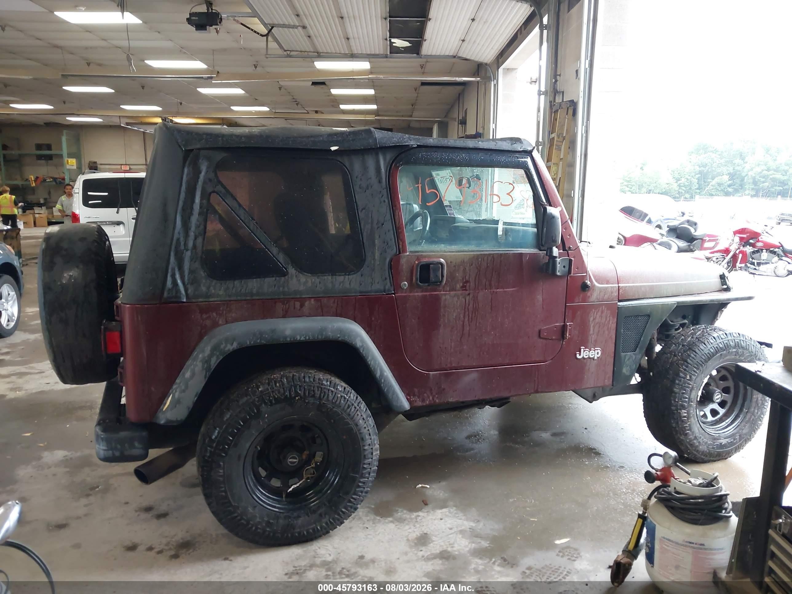 2003 Jeep Wrangler Se Бордовый vin: 1J4FA29193P361957