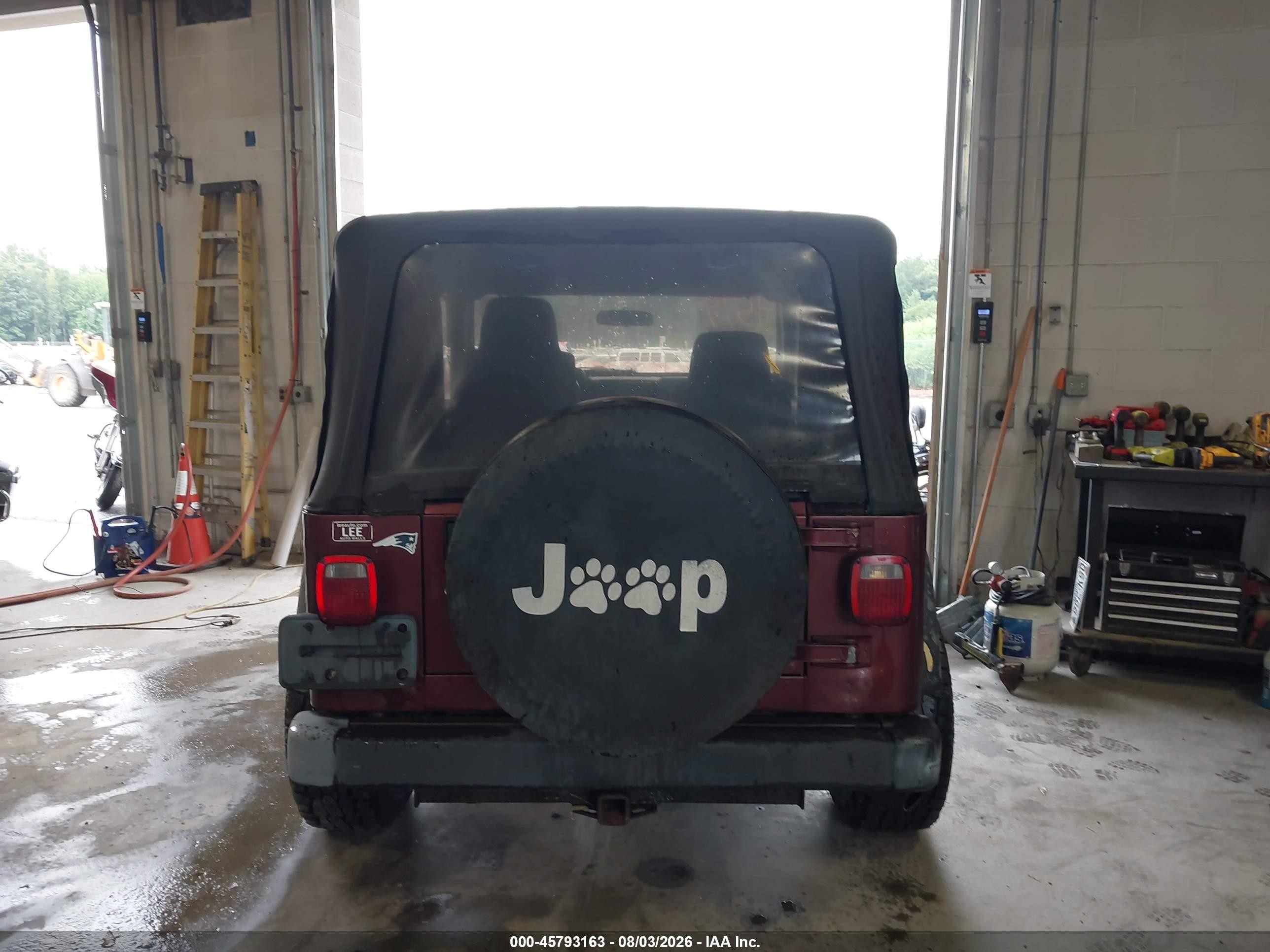 2003 Jeep Wrangler Se Бордовый vin: 1J4FA29193P361957