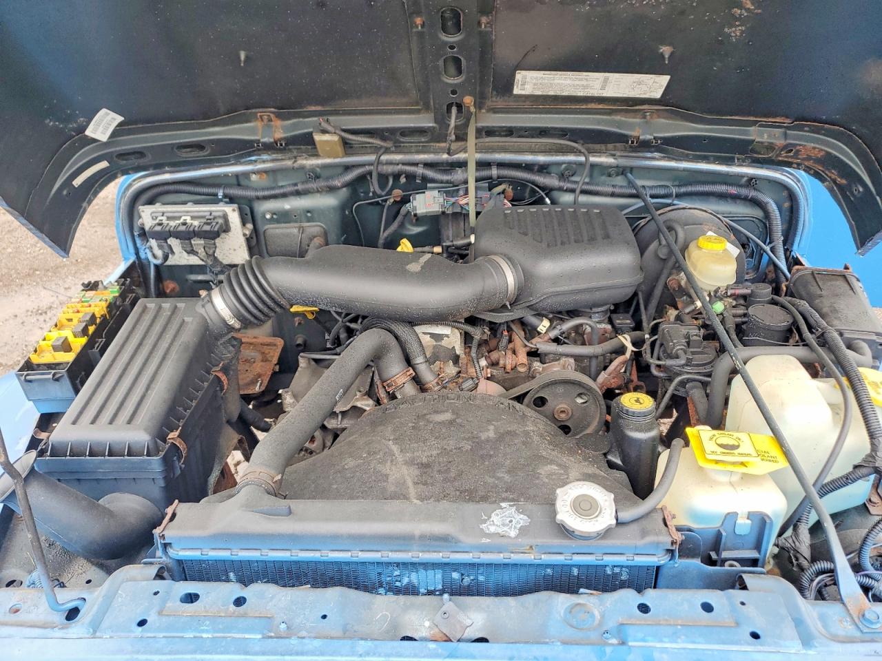 2002 Jeep Wrangler / Tj Se Blue vin: 1J4FA29P02P769458
