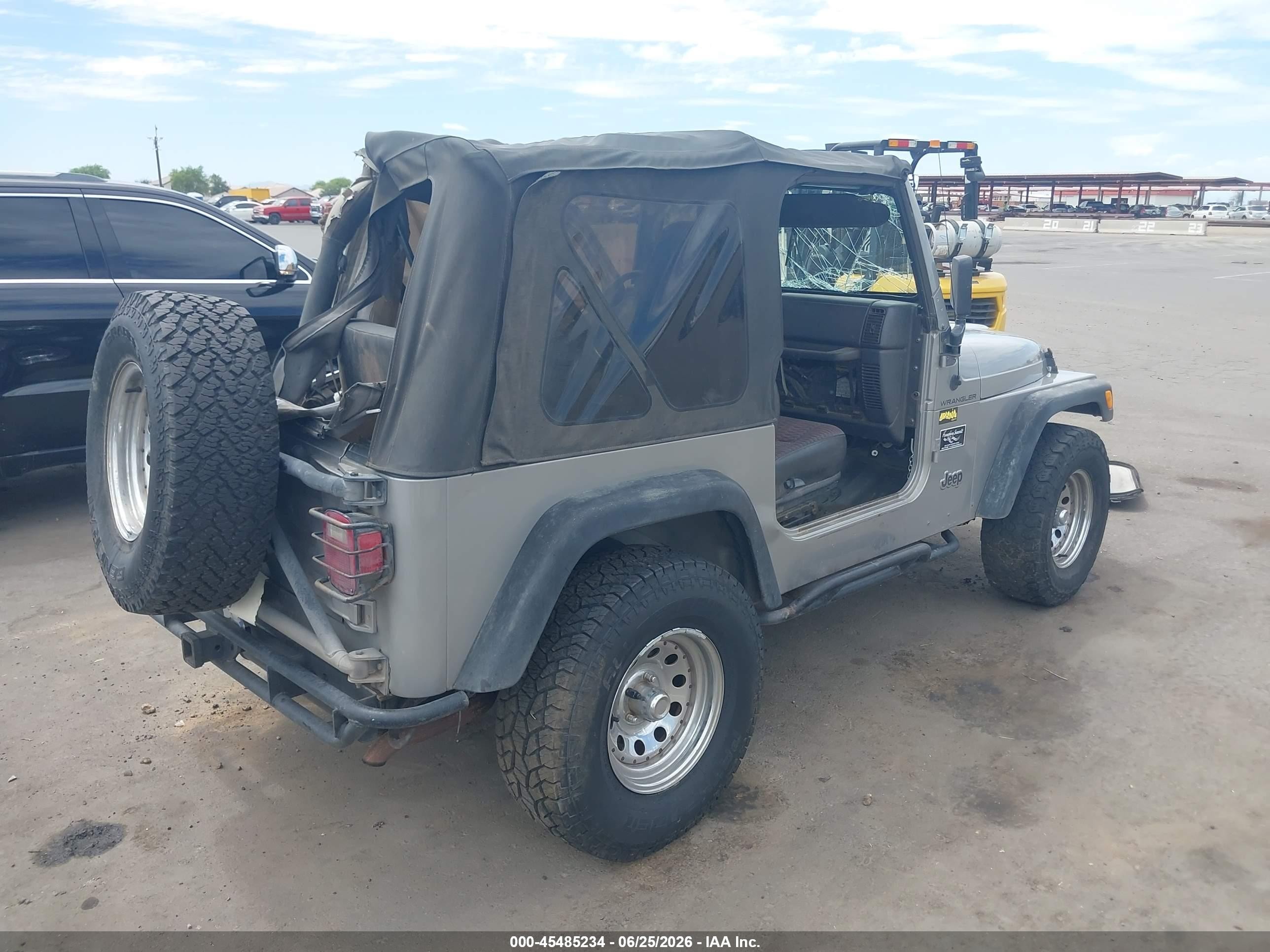 2000 Jeep Wrangler Se Silver vin: 1J4FA29P2YP726846