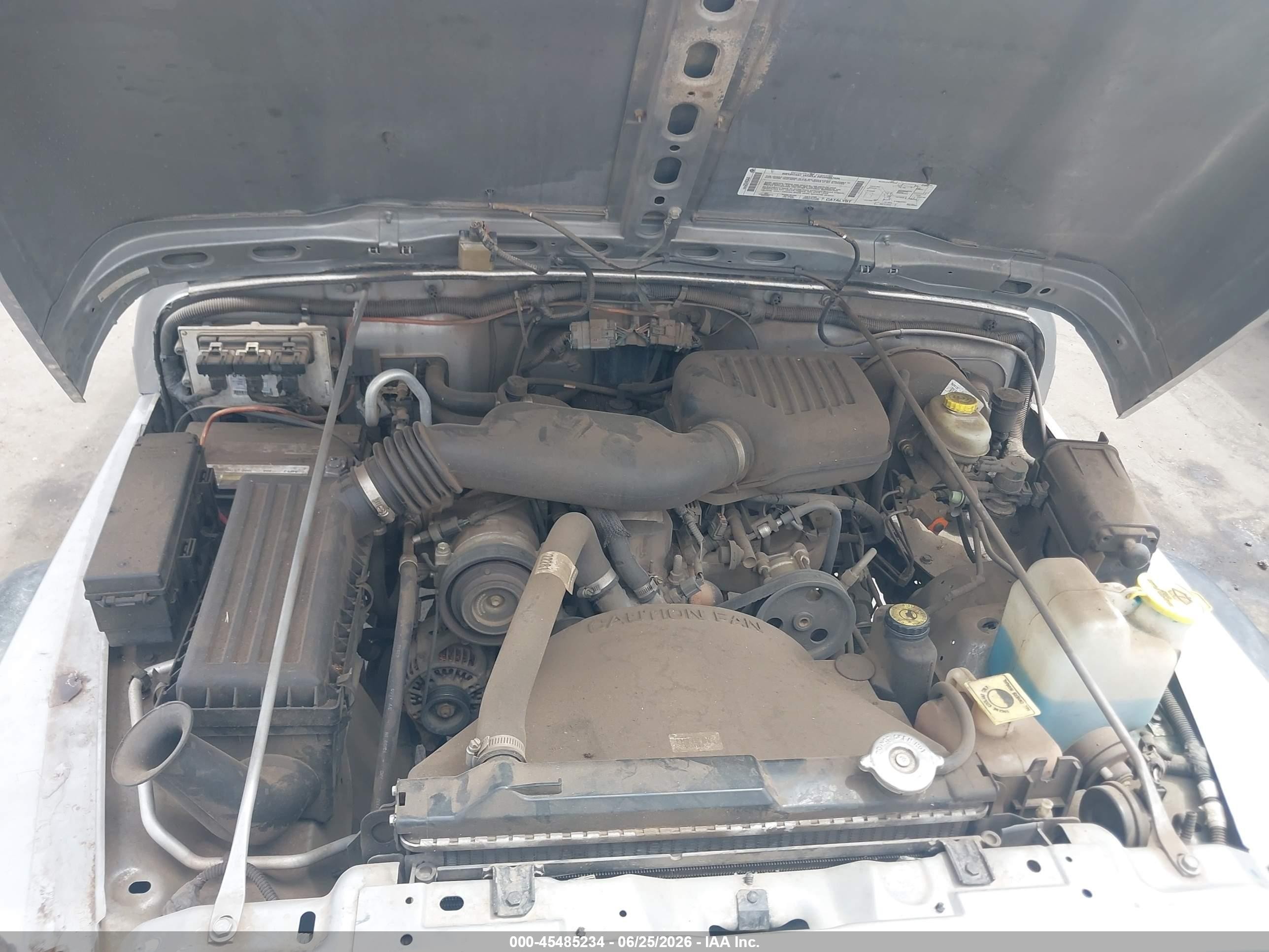 2000 Jeep Wrangler Se Silver vin: 1J4FA29P2YP726846
