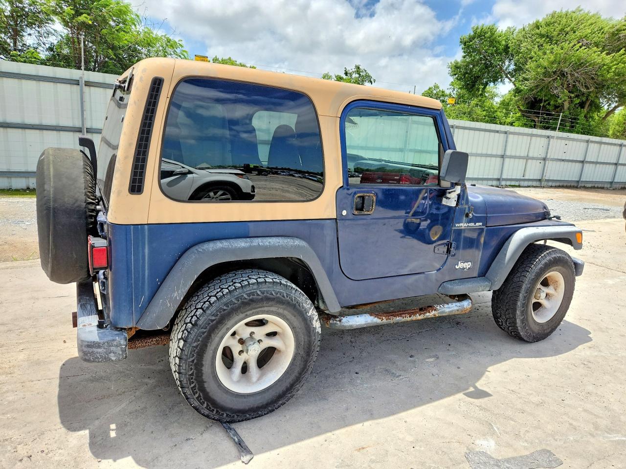 2000 Jeep Wrangler / Tj Se Blue vin: 1J4FA29P2YP771267