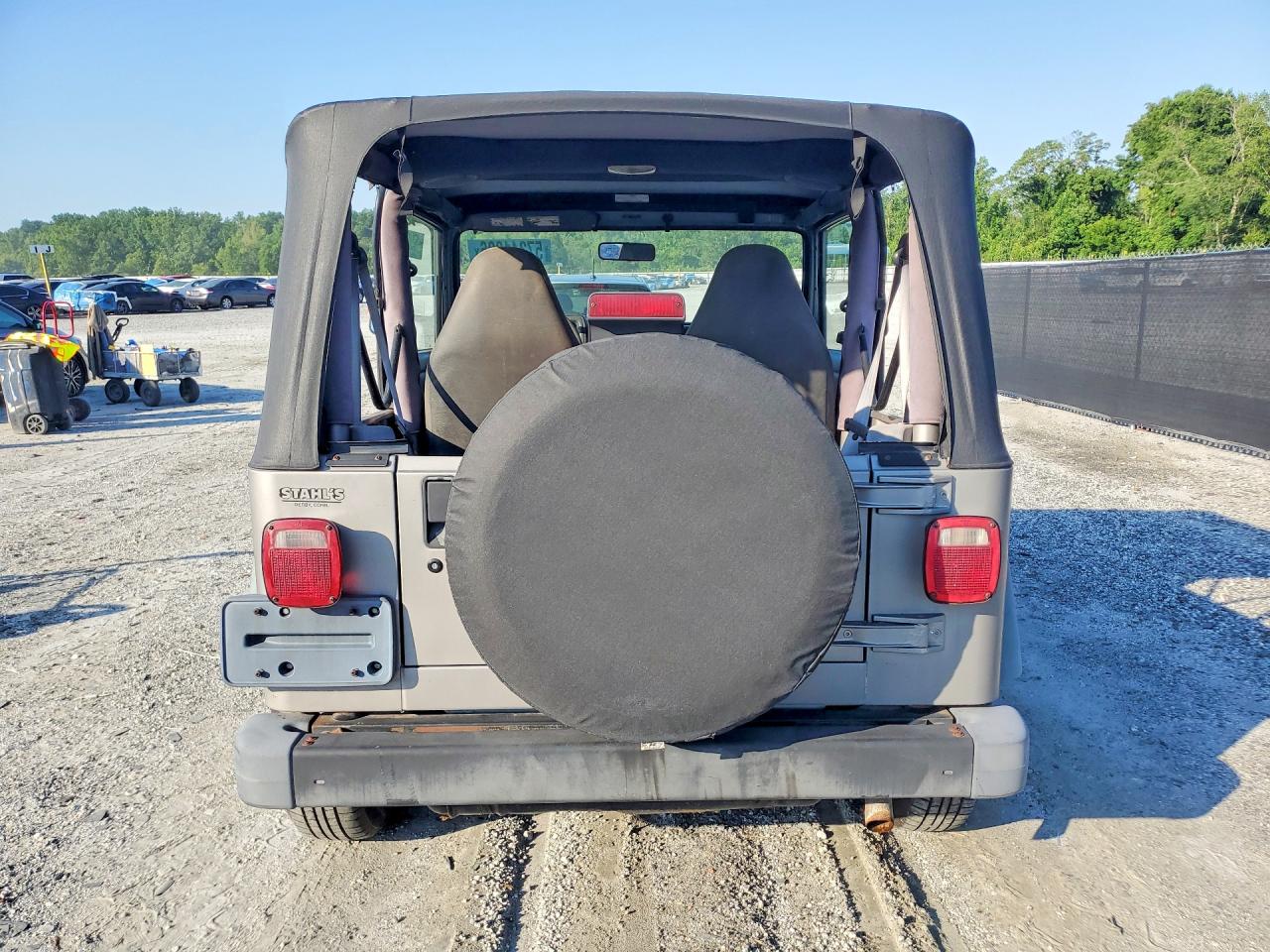 2000 Jeep Wrangler / Tj Se Silver vin: 1J4FA29P5YP714996